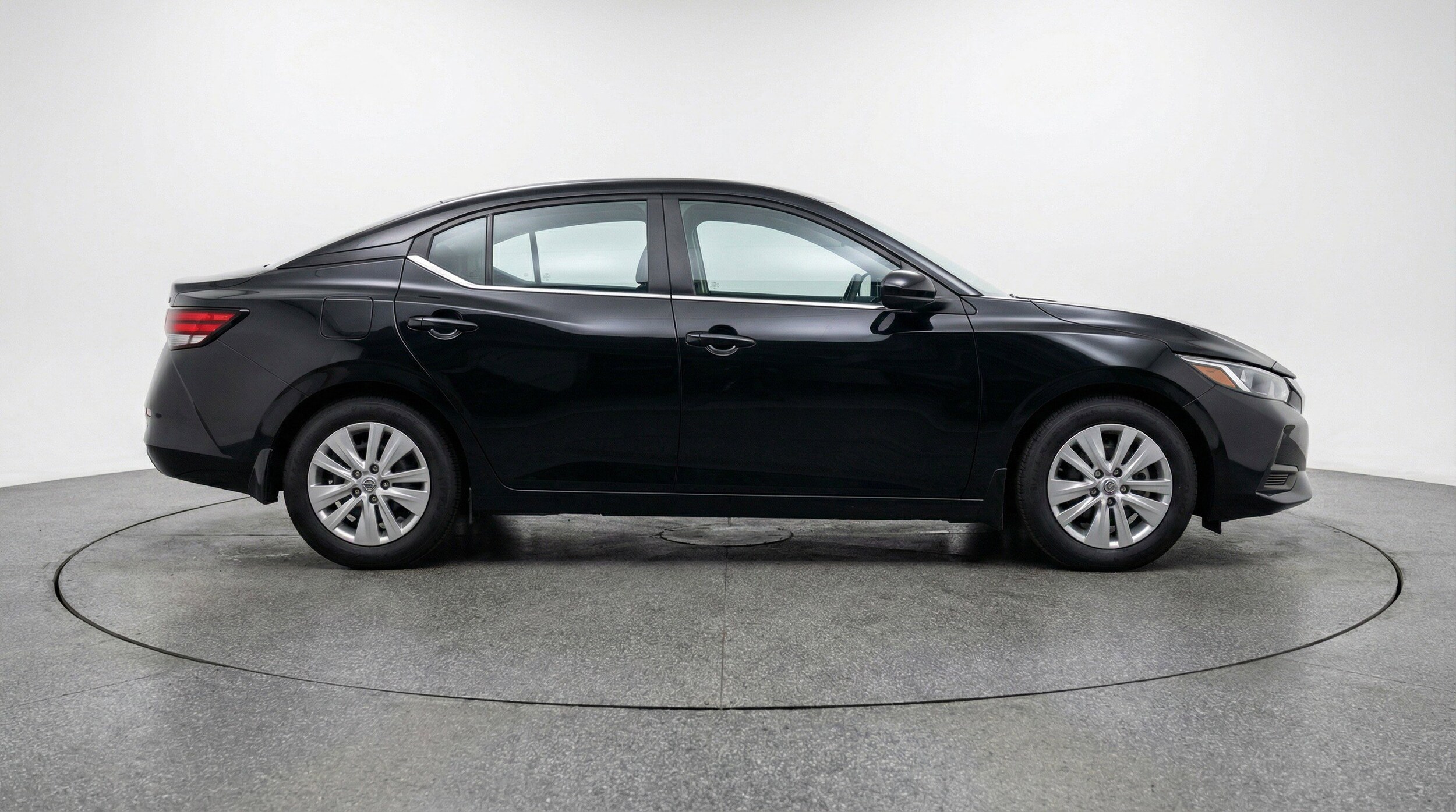 Thumbnail: 2025 Nissan Sentra - 11