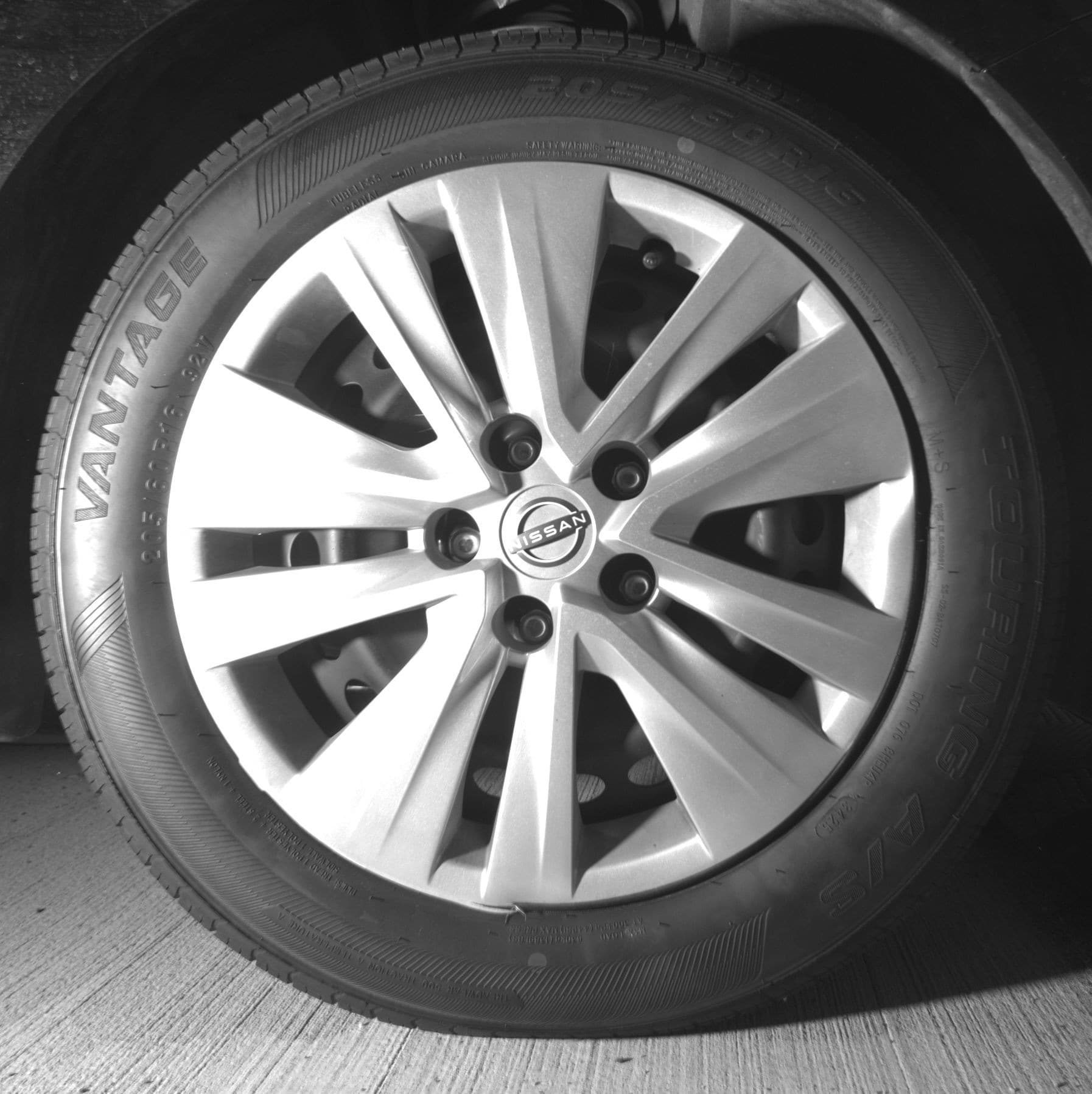 Thumbnail: 2025 Nissan Sentra - 10