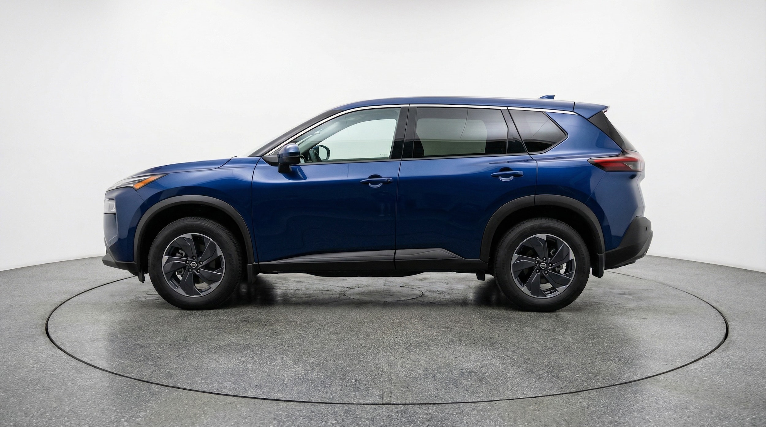 Thumbnail: 2025 Nissan Rogue - 4