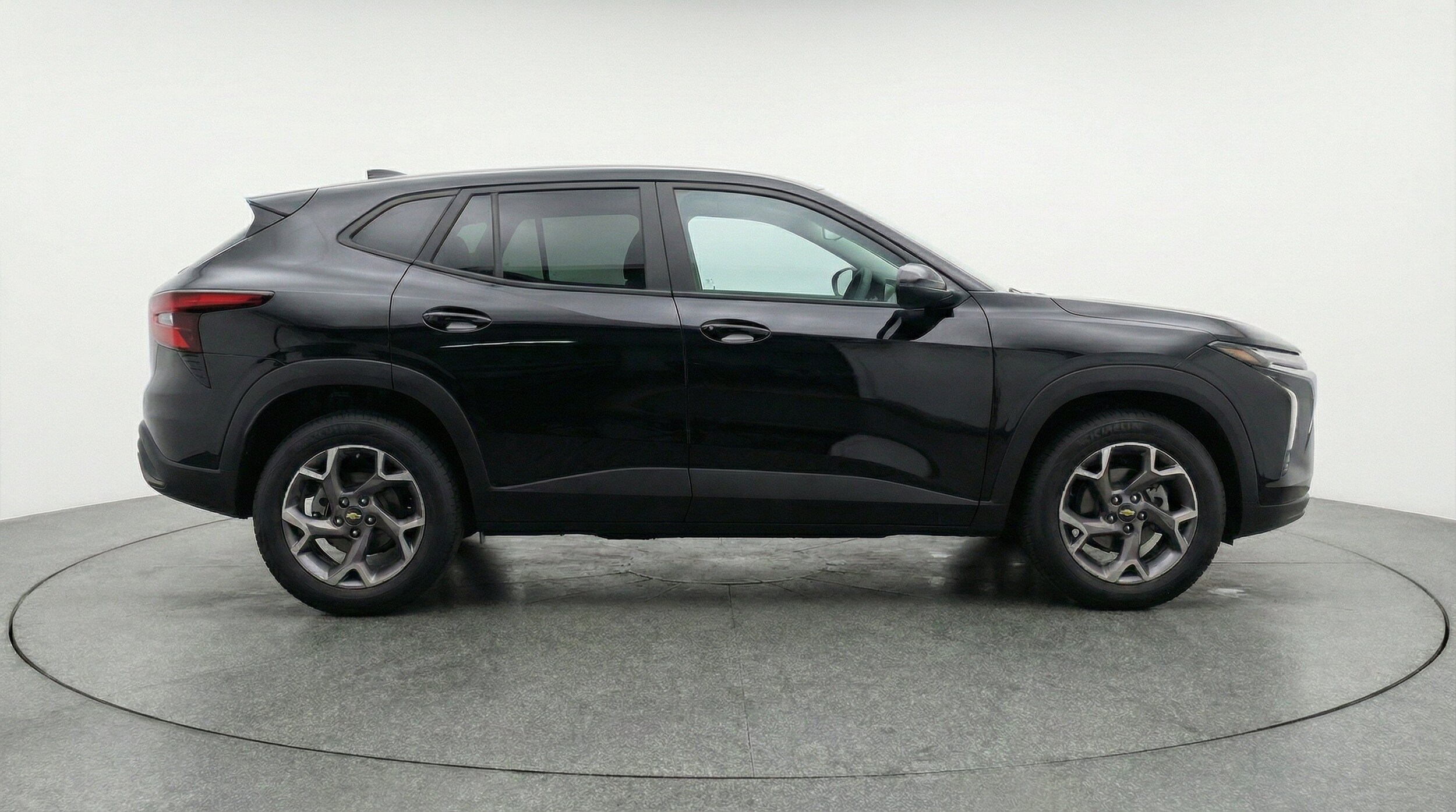 Thumbnail: 2025 Chevrolet Trax - 10