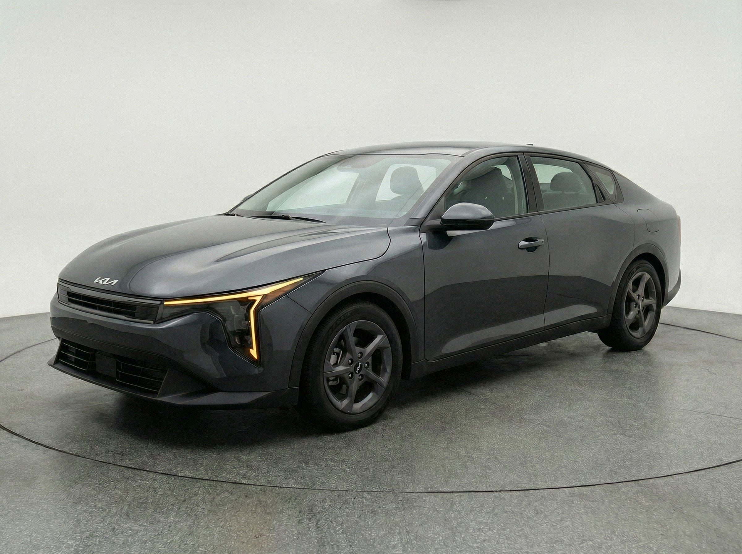 Thumbnail: 2025 Kia K4 - 3