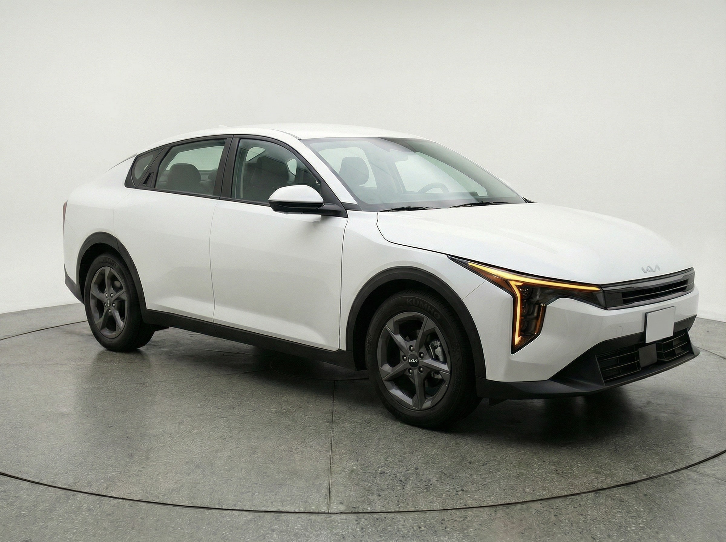 Thumbnail: 2025 Kia K4 - 1