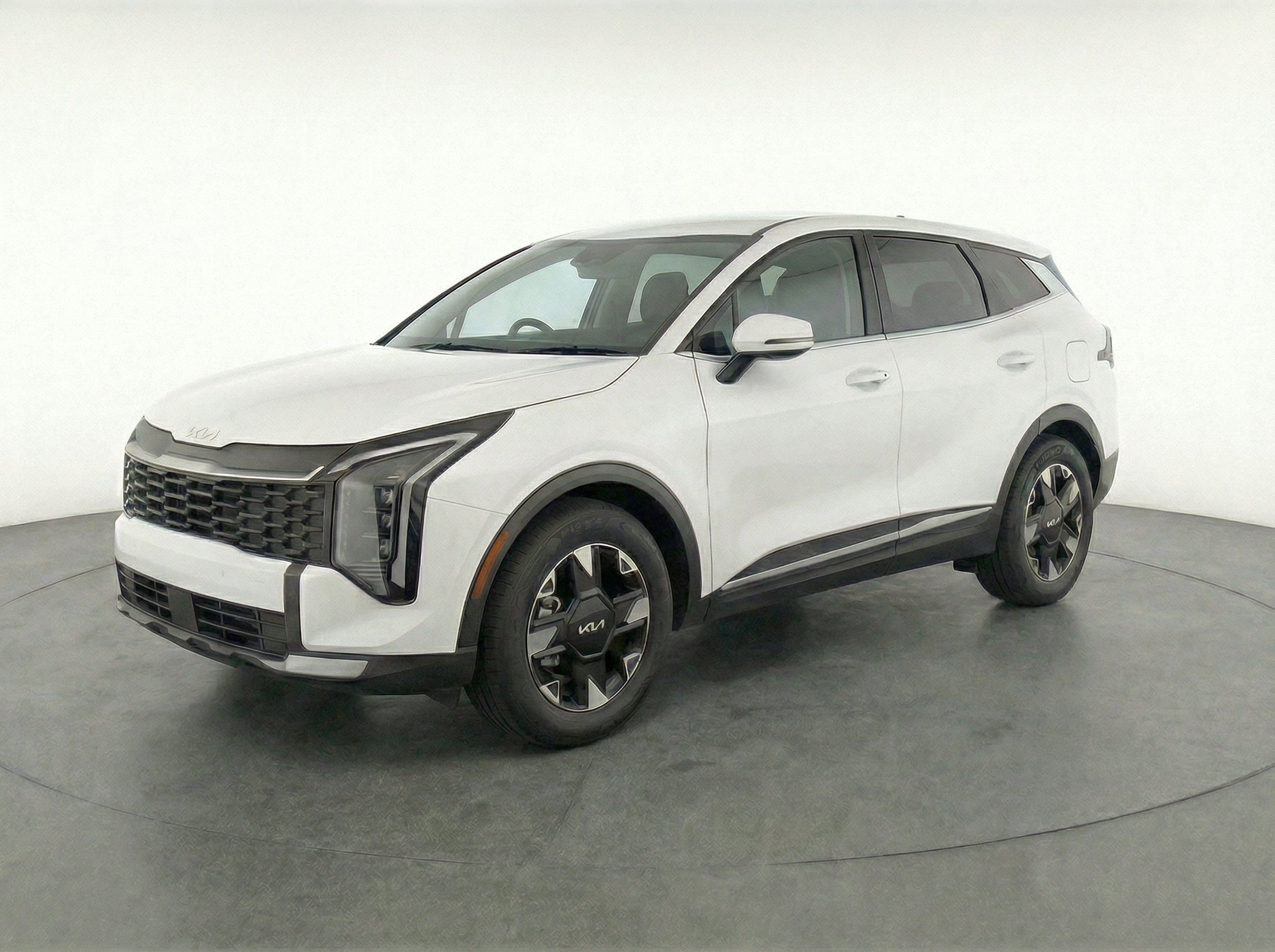 Thumbnail: 2026 Kia Sportage - 3