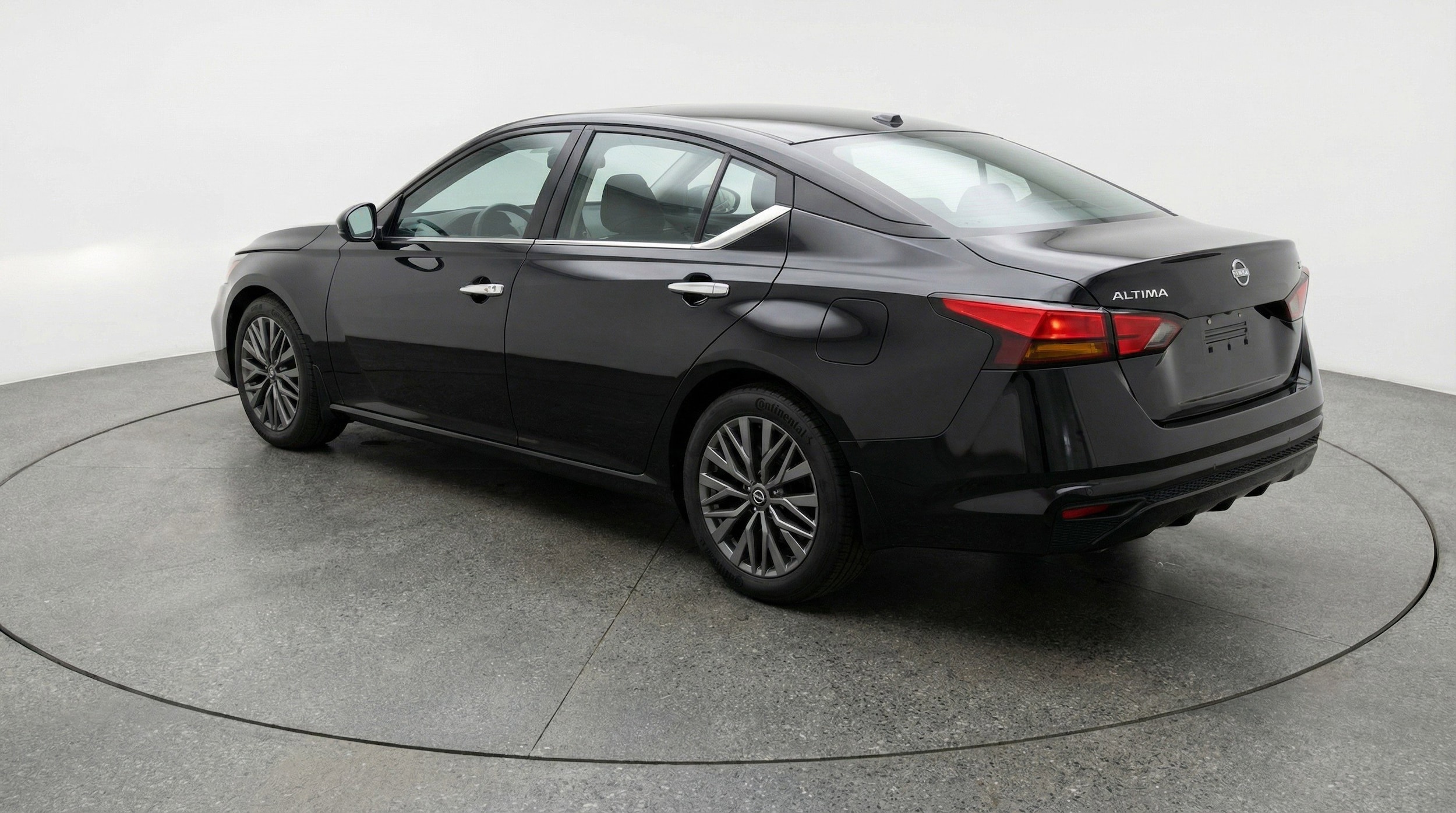 Thumbnail: 2025 Nissan Altima - 6