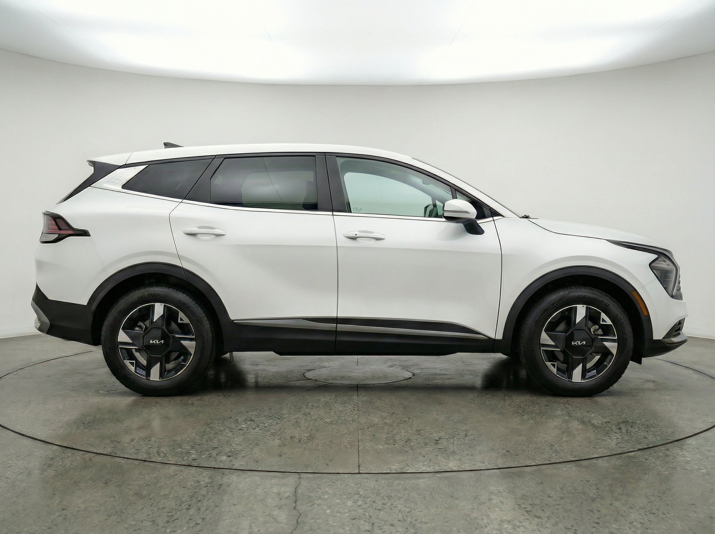 Thumbnail: 2026 Kia Sportage - 11