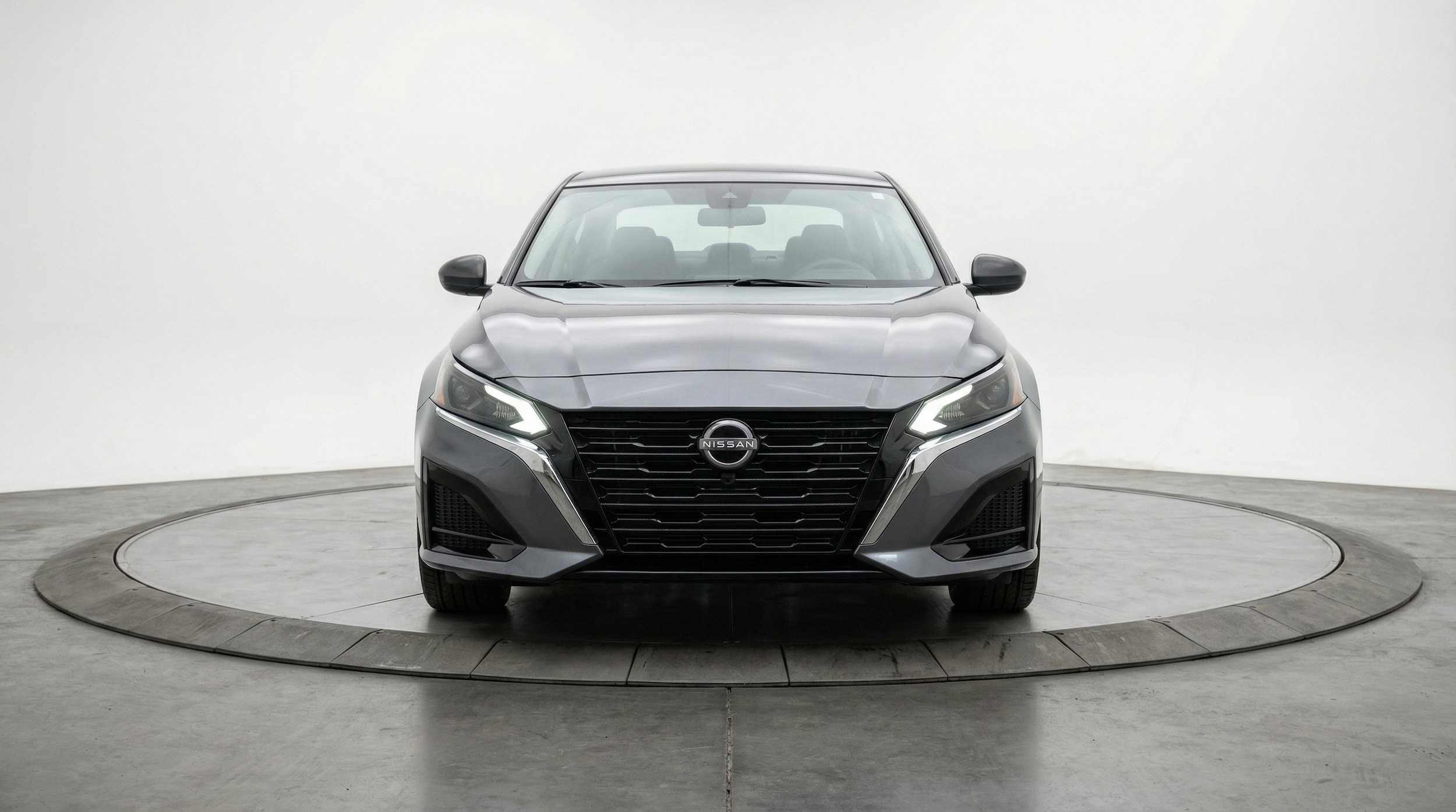 Thumbnail: 2025 Nissan Altima - 2