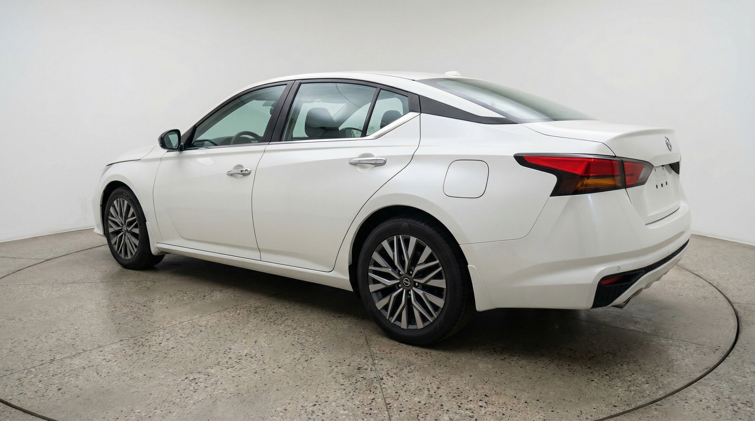 Thumbnail: 2025 Nissan Altima - 6