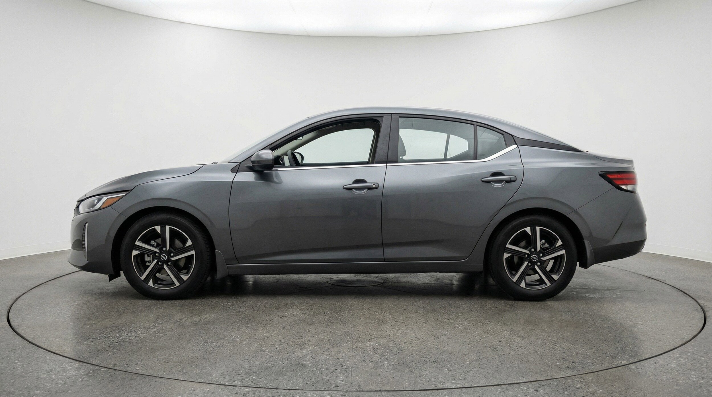 Thumbnail: 2025 Nissan Sentra - 5