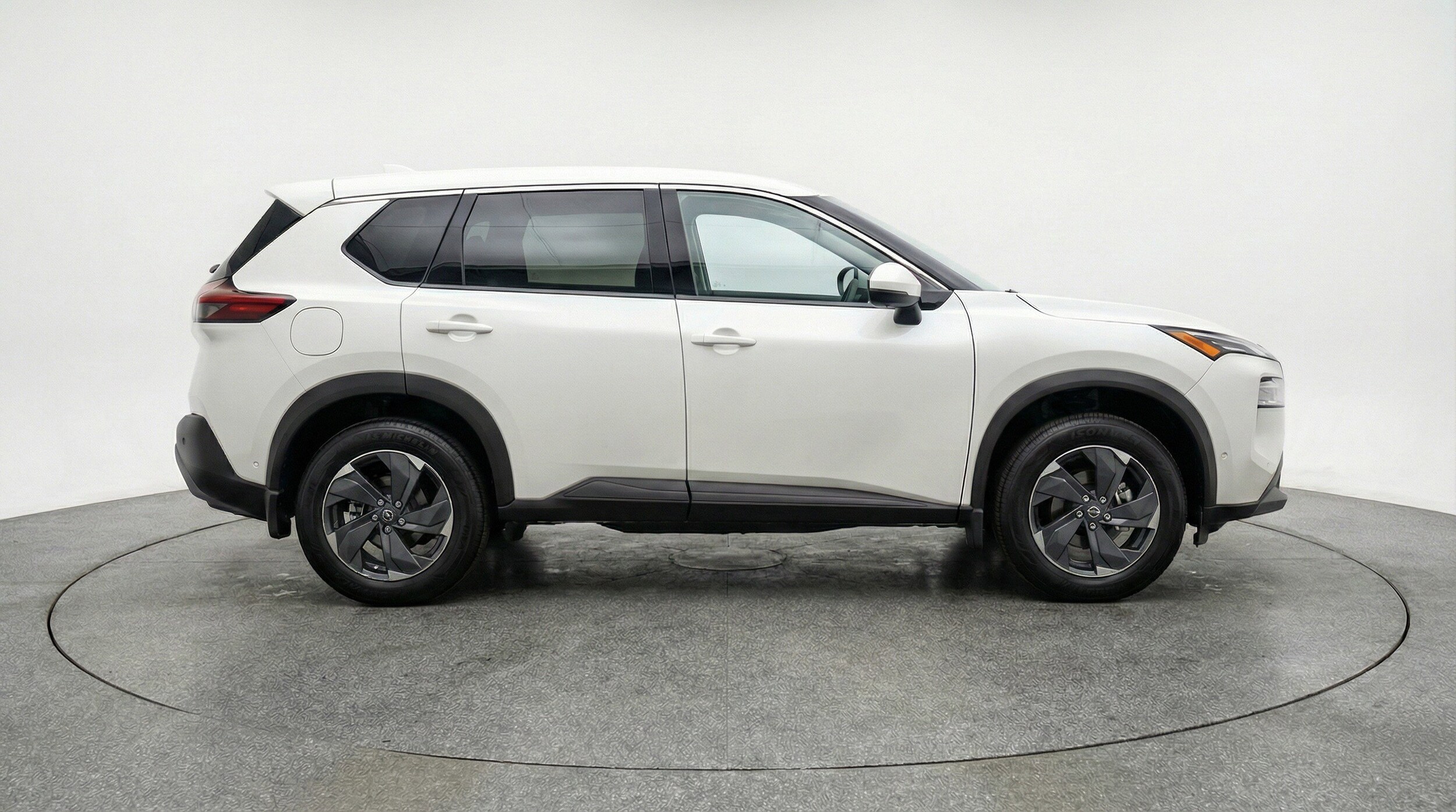 Thumbnail: 2025 Nissan Rogue - 11