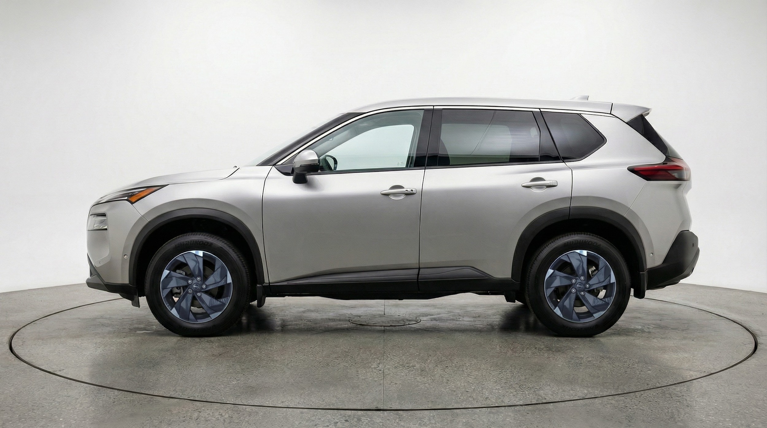 Thumbnail: 2025 Nissan Rogue - 4