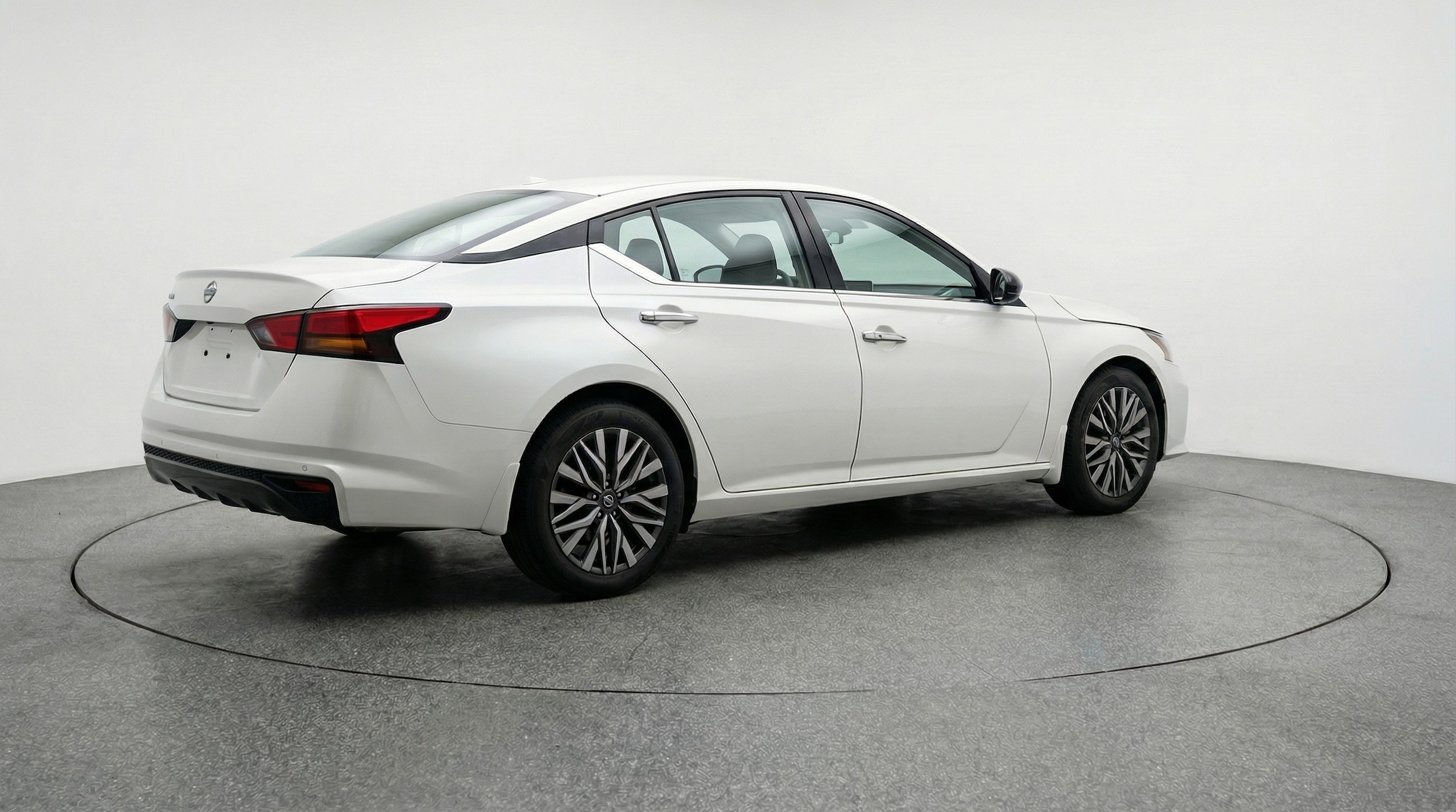 Thumbnail: 2025 Nissan Altima - 7