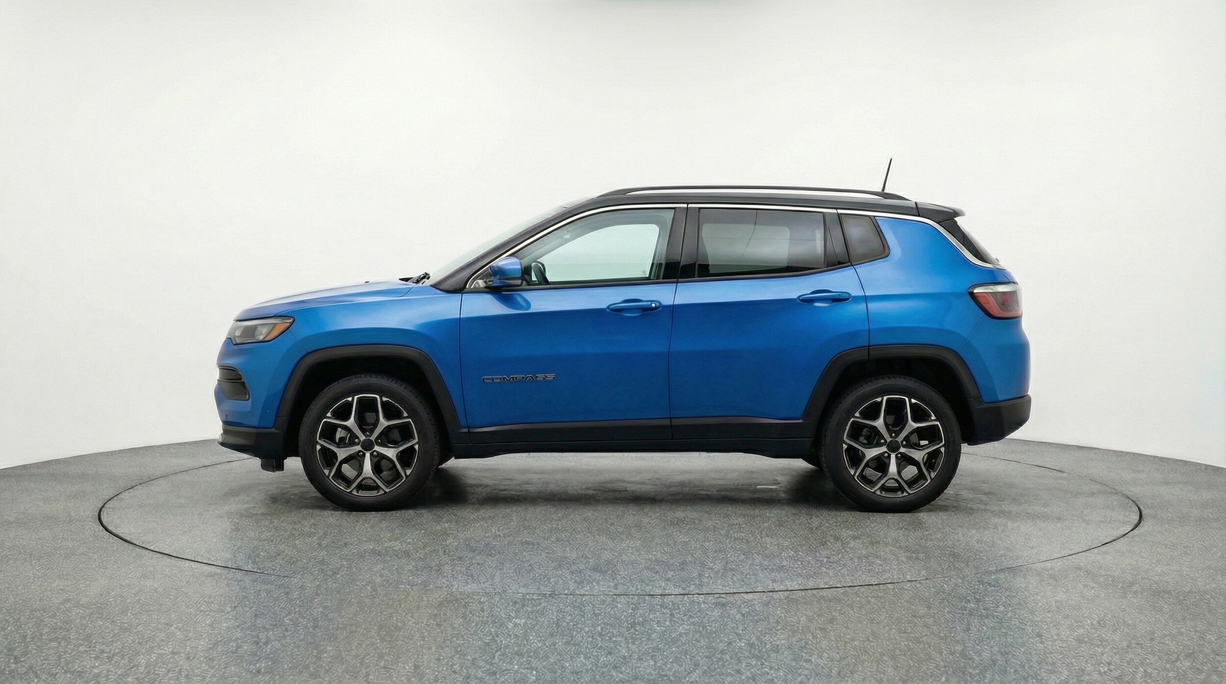 Thumbnail: 2025 Jeep Compass - 11