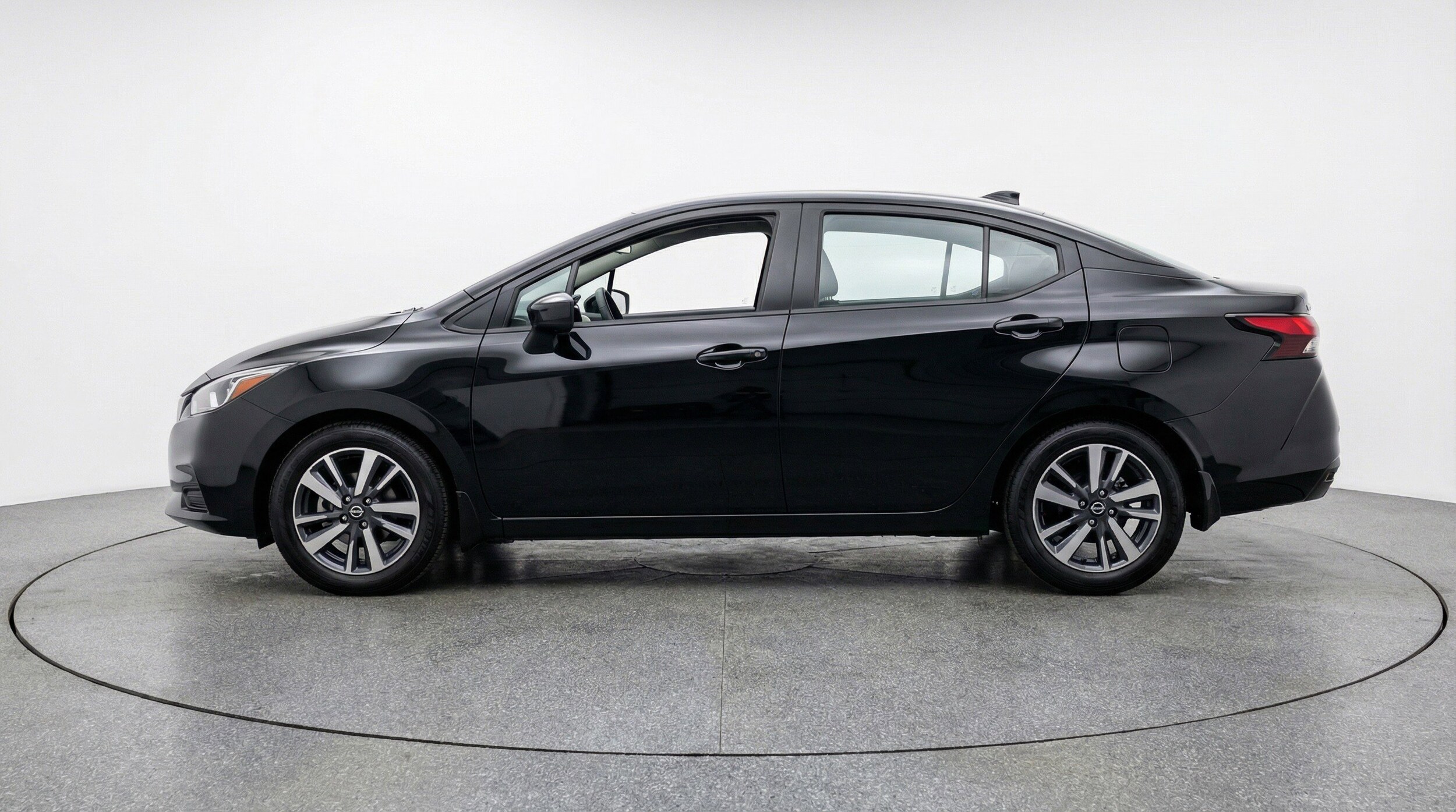 Thumbnail: 2025 Nissan Versa - 5