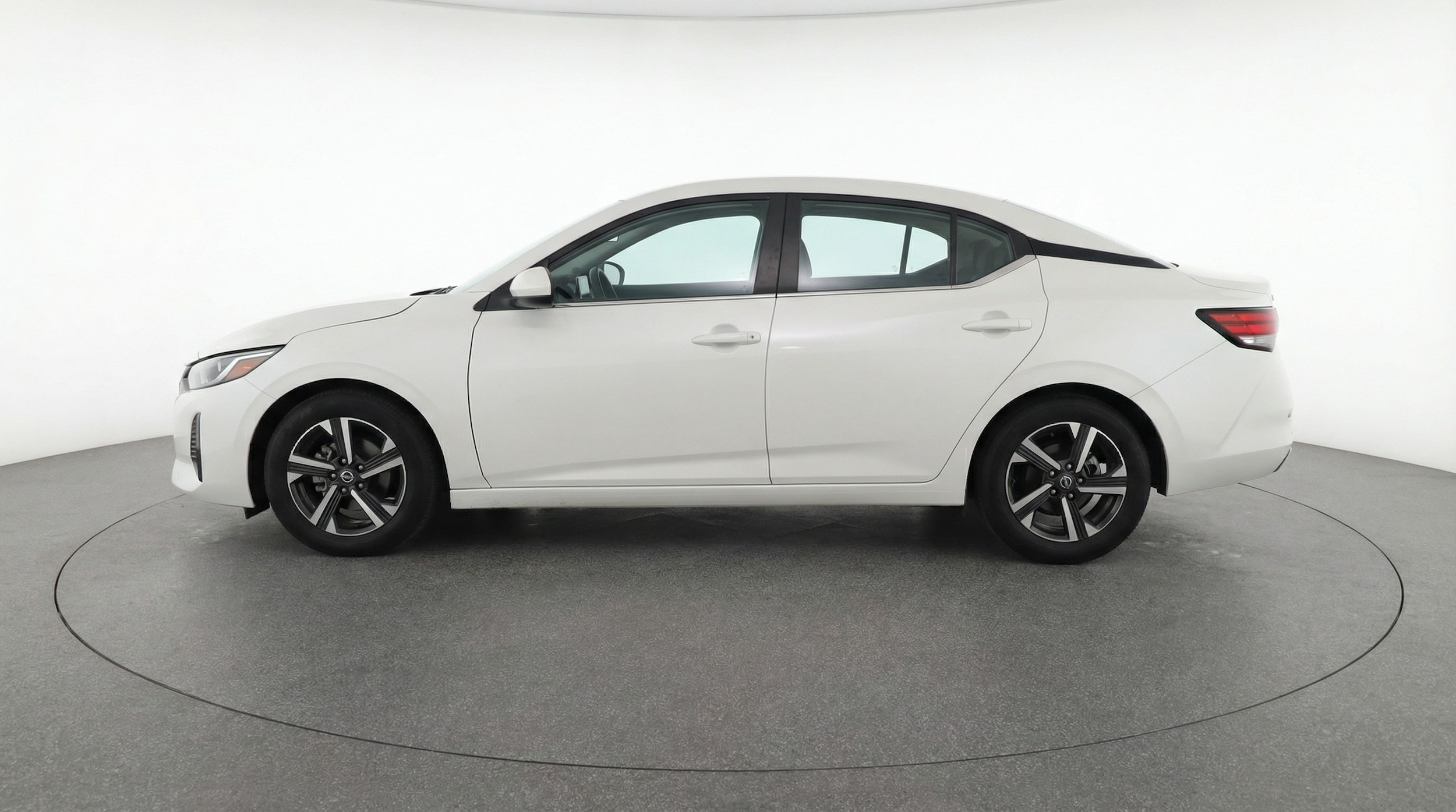 Thumbnail: 2025 Nissan Sentra - 4