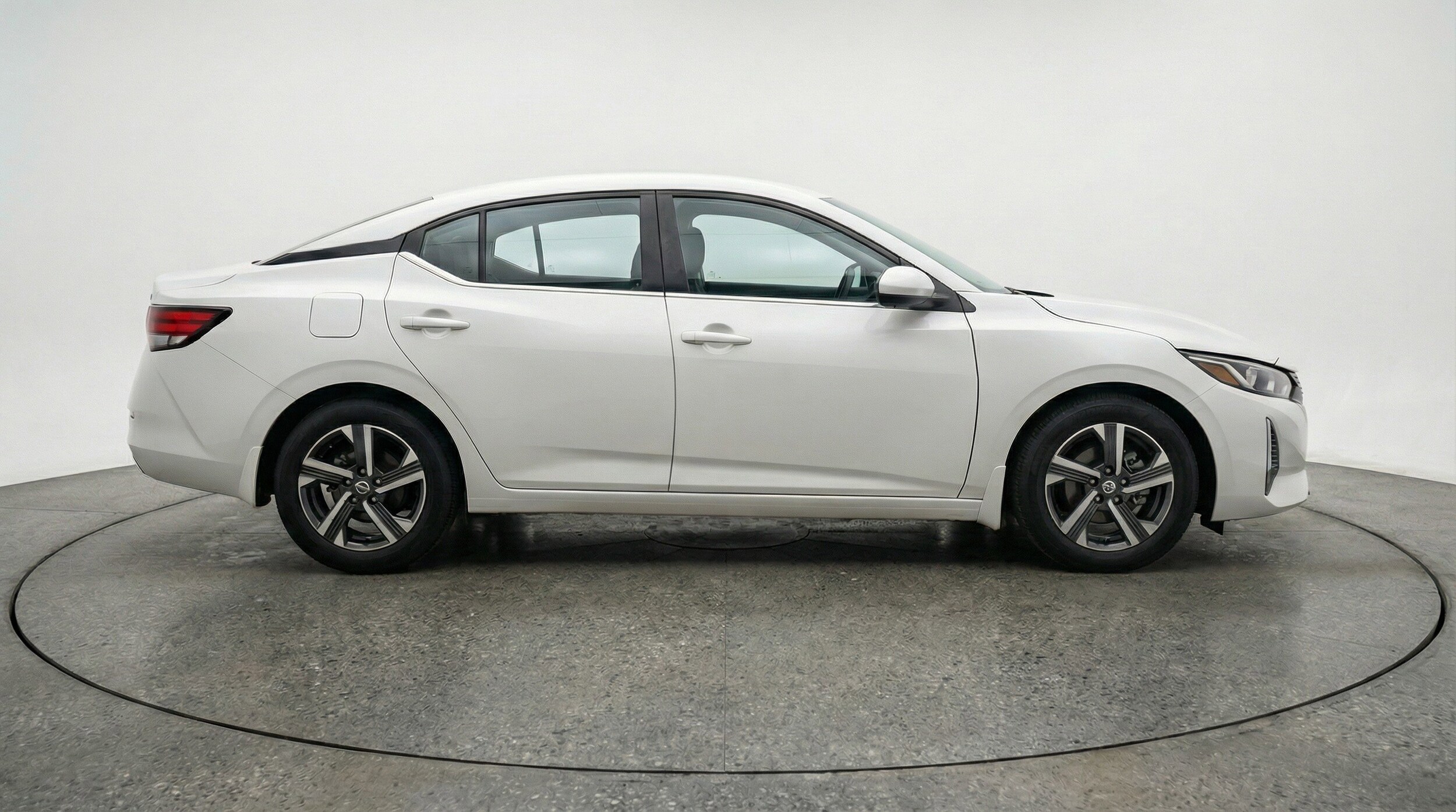 Thumbnail: 2025 Nissan Sentra - 11