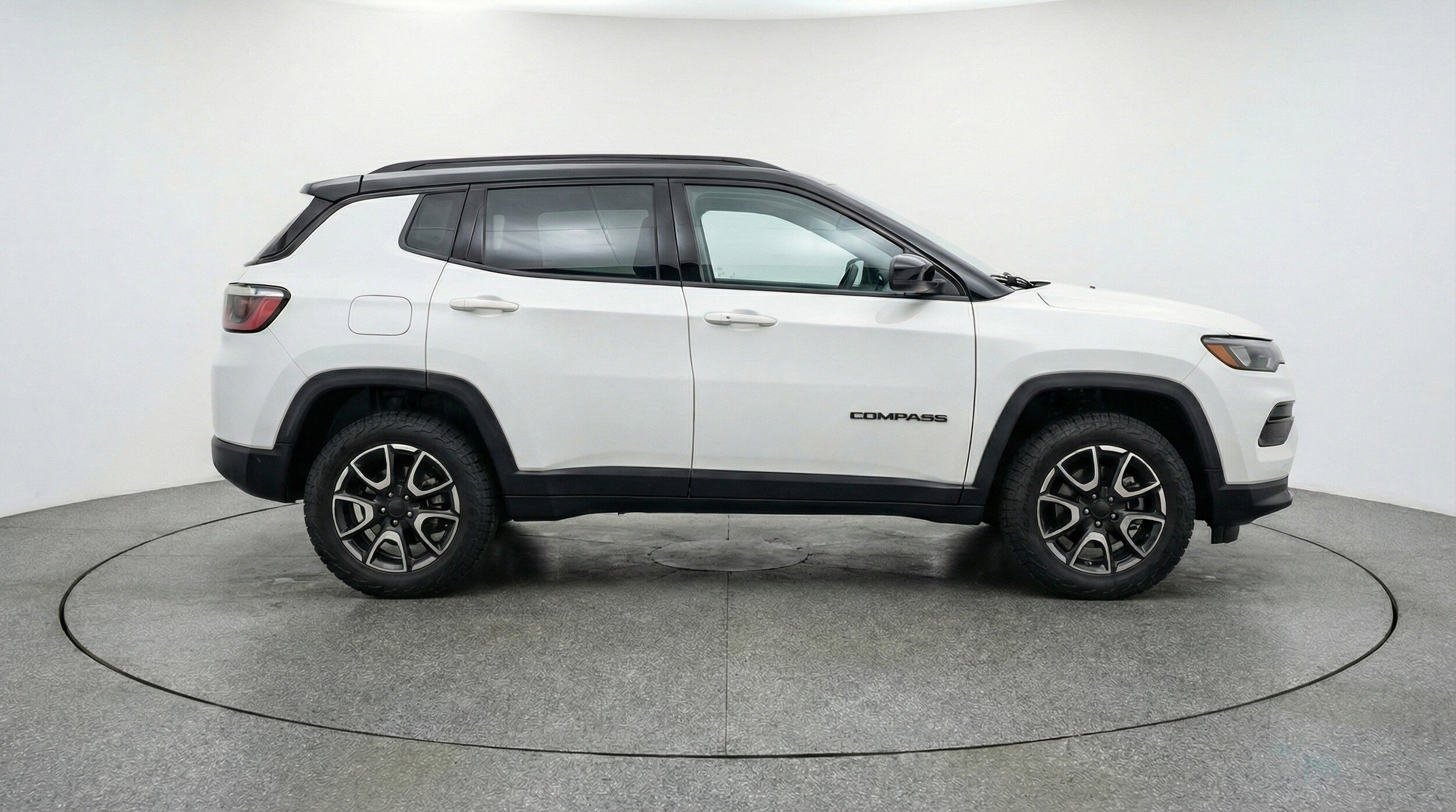 Thumbnail: 2025 Jeep Compass - 11