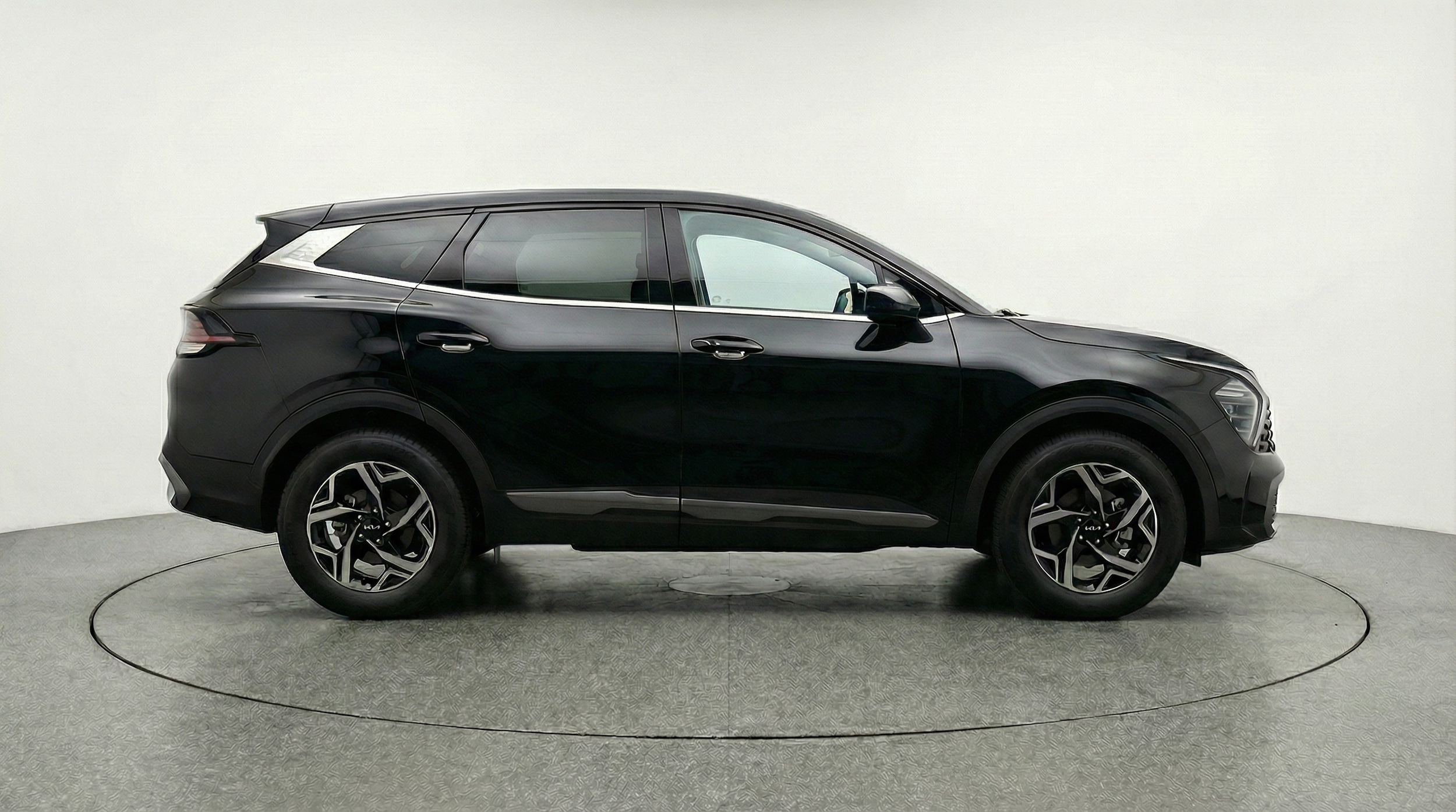 Thumbnail: 2025 Kia Sportage - 8