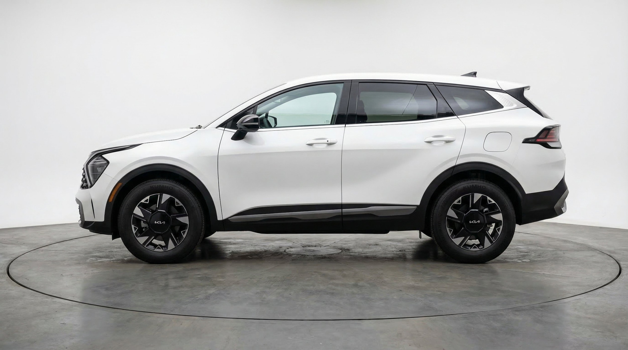 Thumbnail: 2026 Kia Sportage - 5