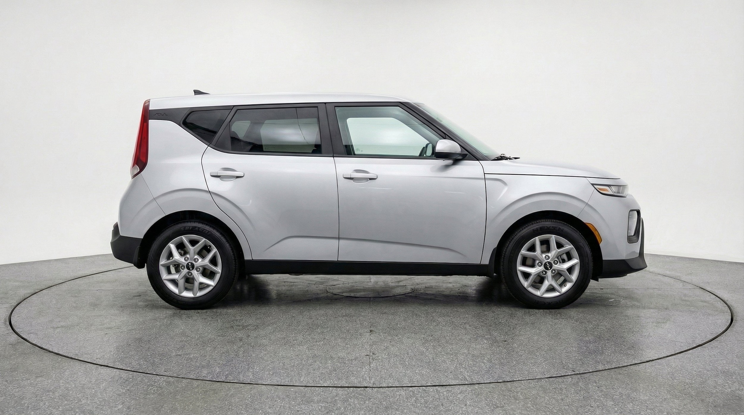 Thumbnail: 2025 Kia Soul - 11