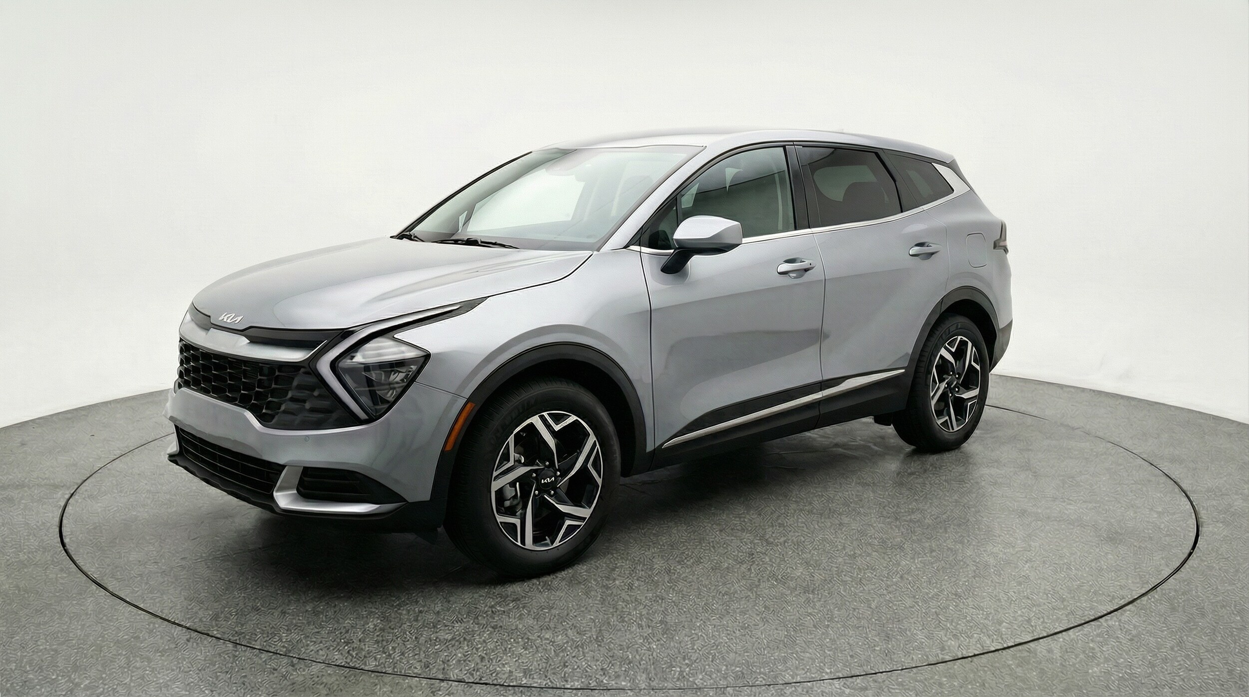 Thumbnail: 2025 Kia Sportage - 3