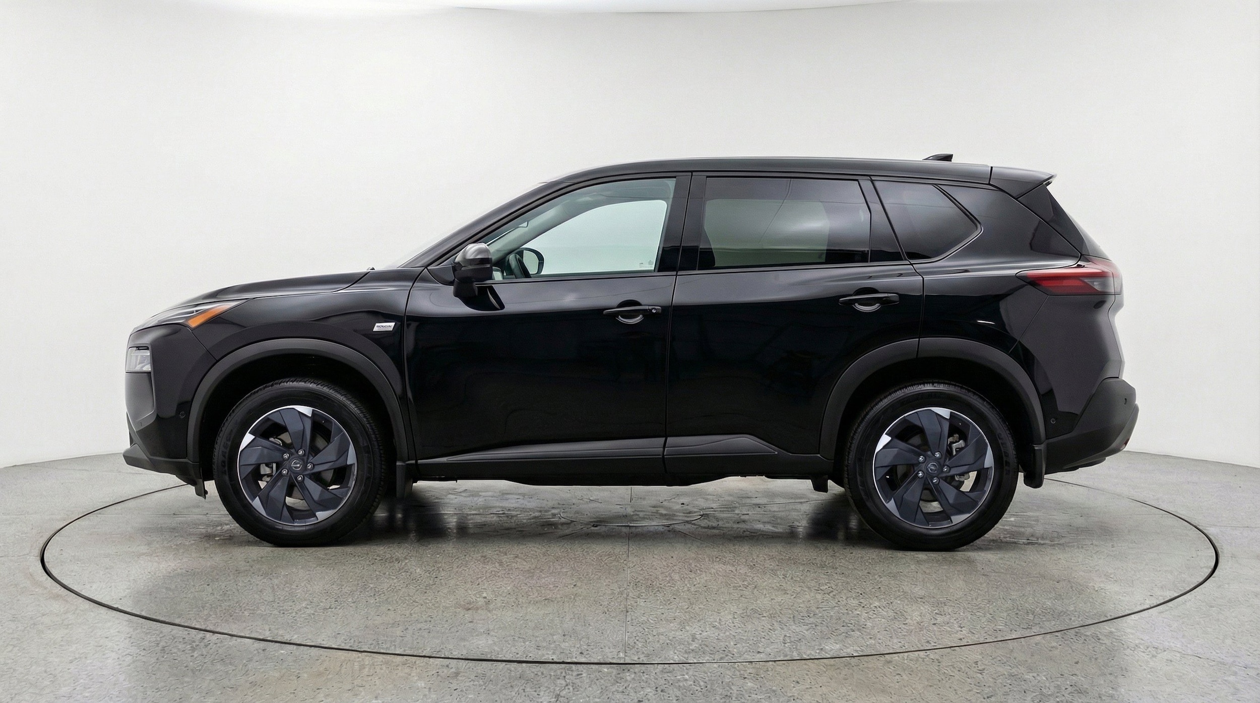 Thumbnail: 2025 Nissan Rogue - 5