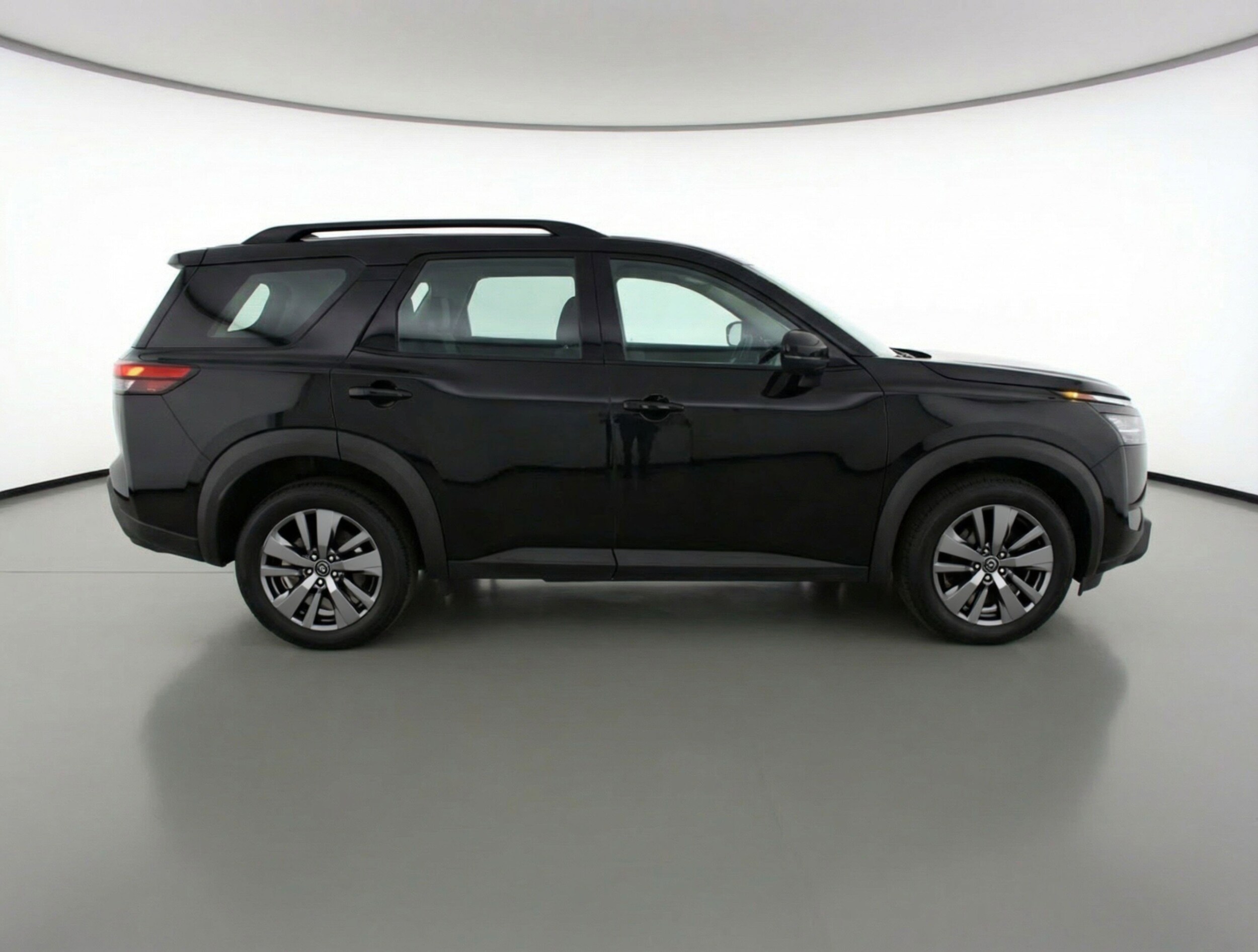 Thumbnail: 2025 Nissan Pathfinder - 11