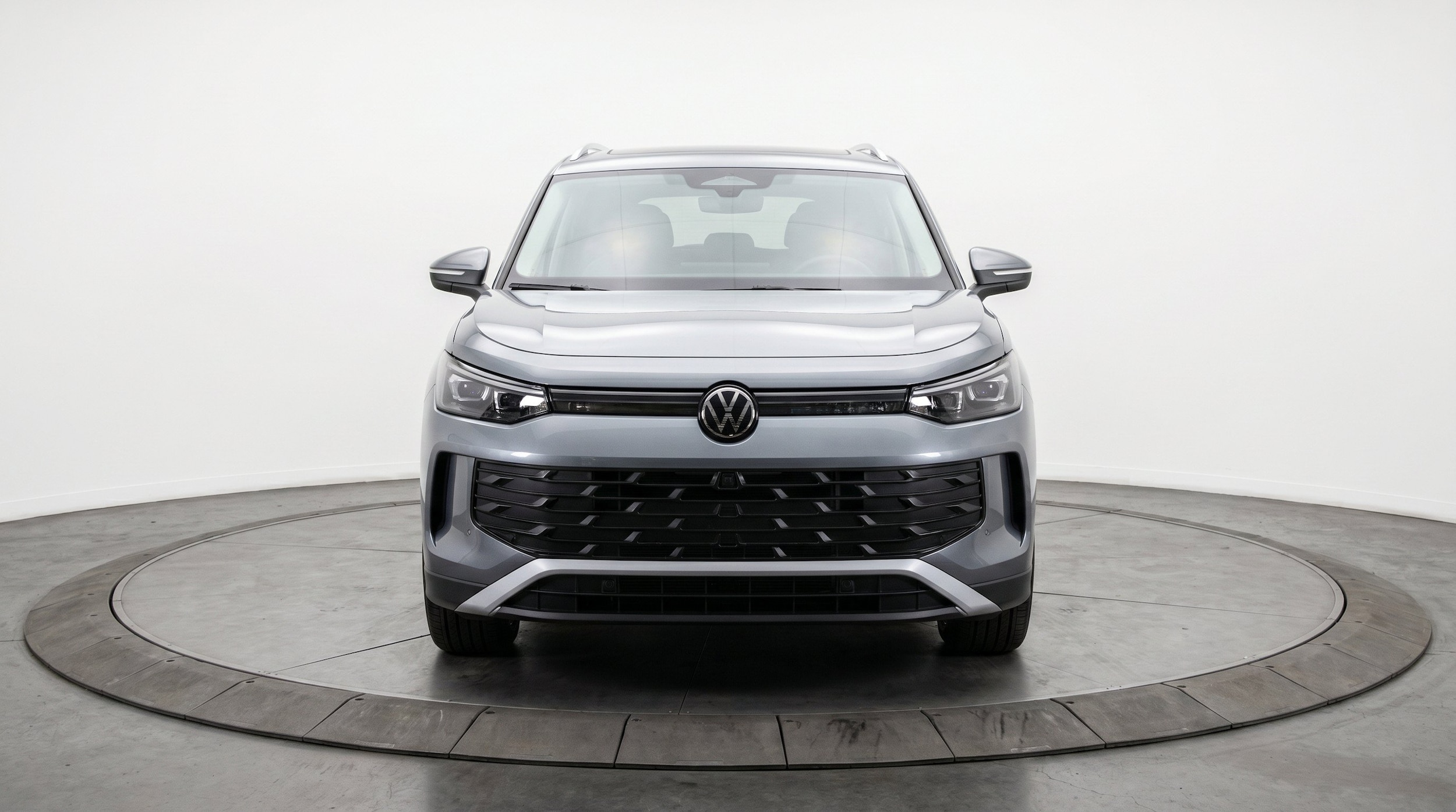 Thumbnail: 2026 Volkswagen Tiguan - 2