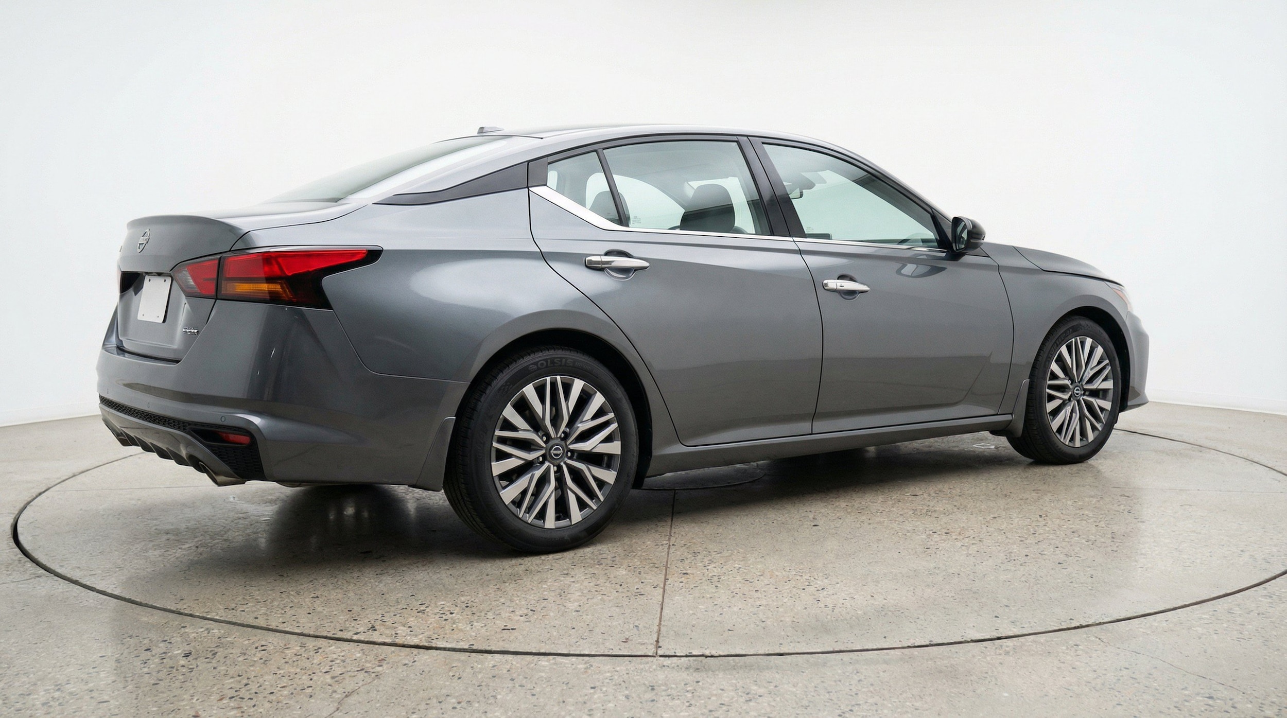 Thumbnail: 2025 Nissan Altima - 9