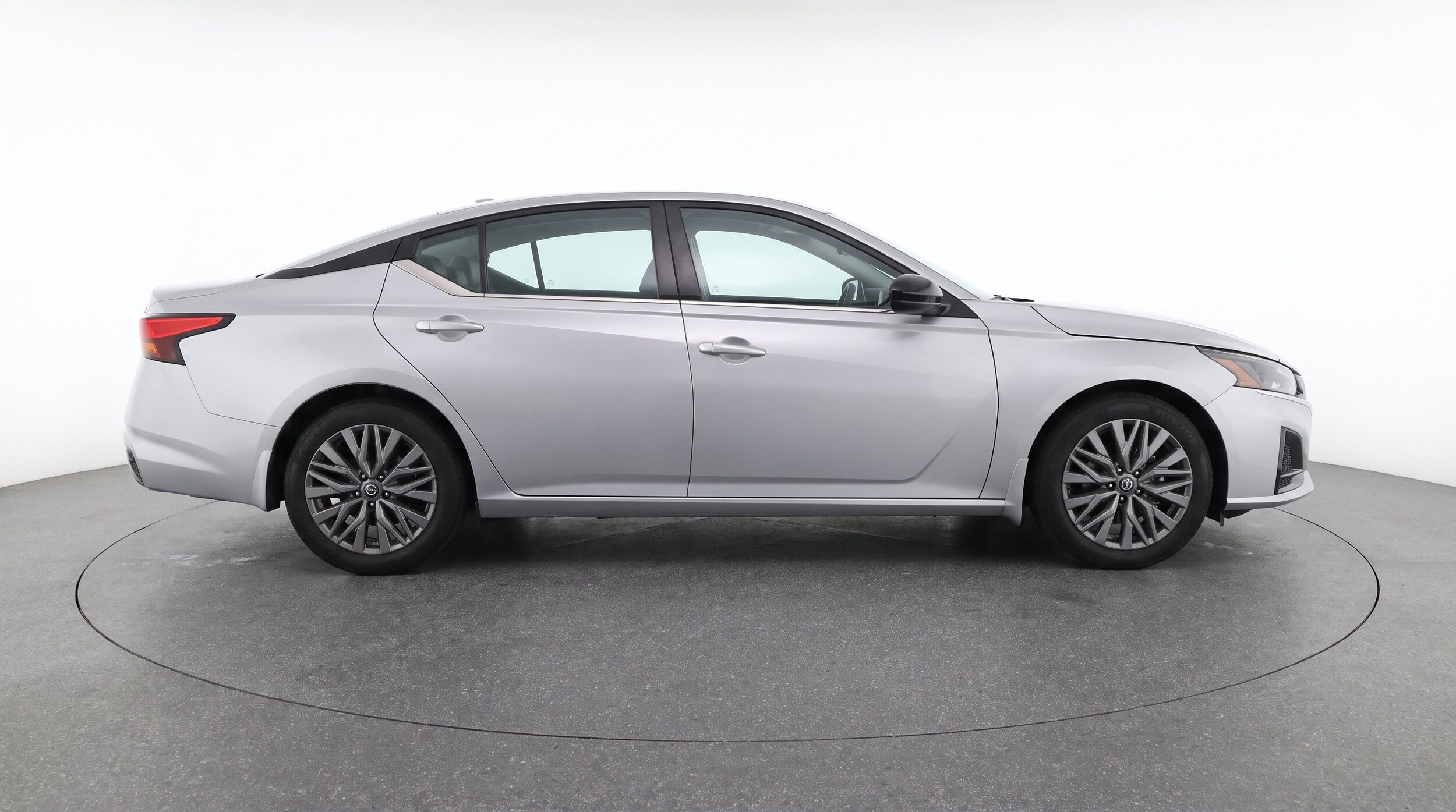 Thumbnail: 2025 Nissan Altima - 11