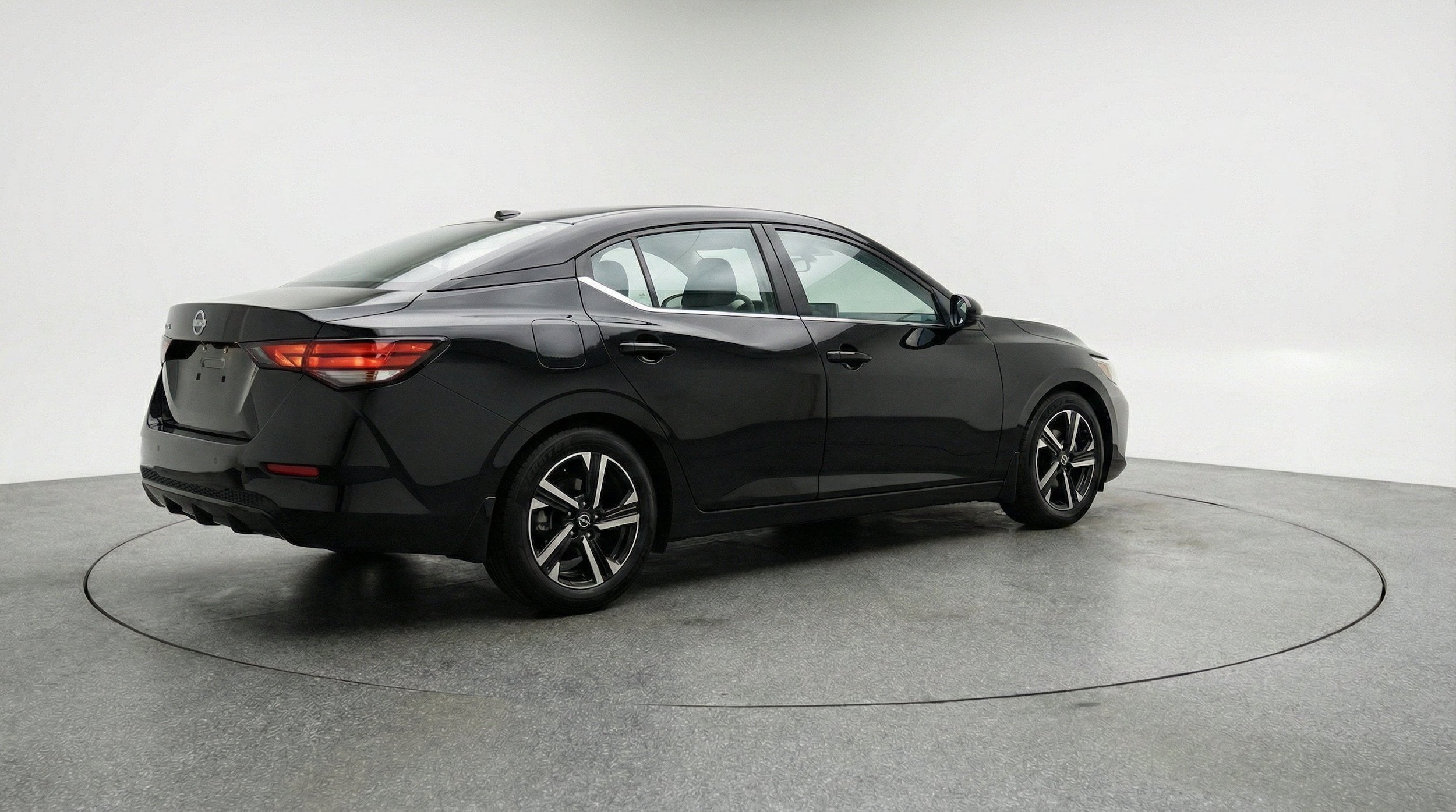 Thumbnail: 2025 Nissan Sentra - 9
