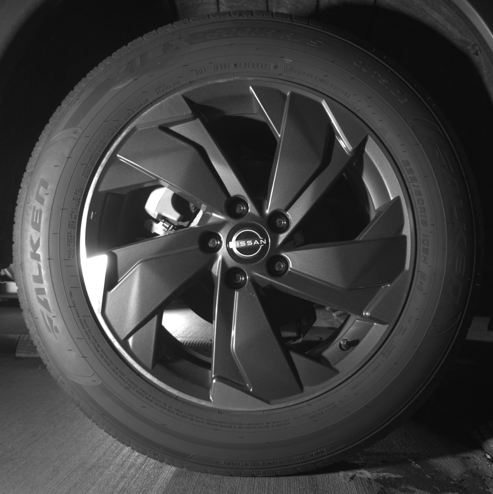 Thumbnail: 2025 Nissan Rogue - 15