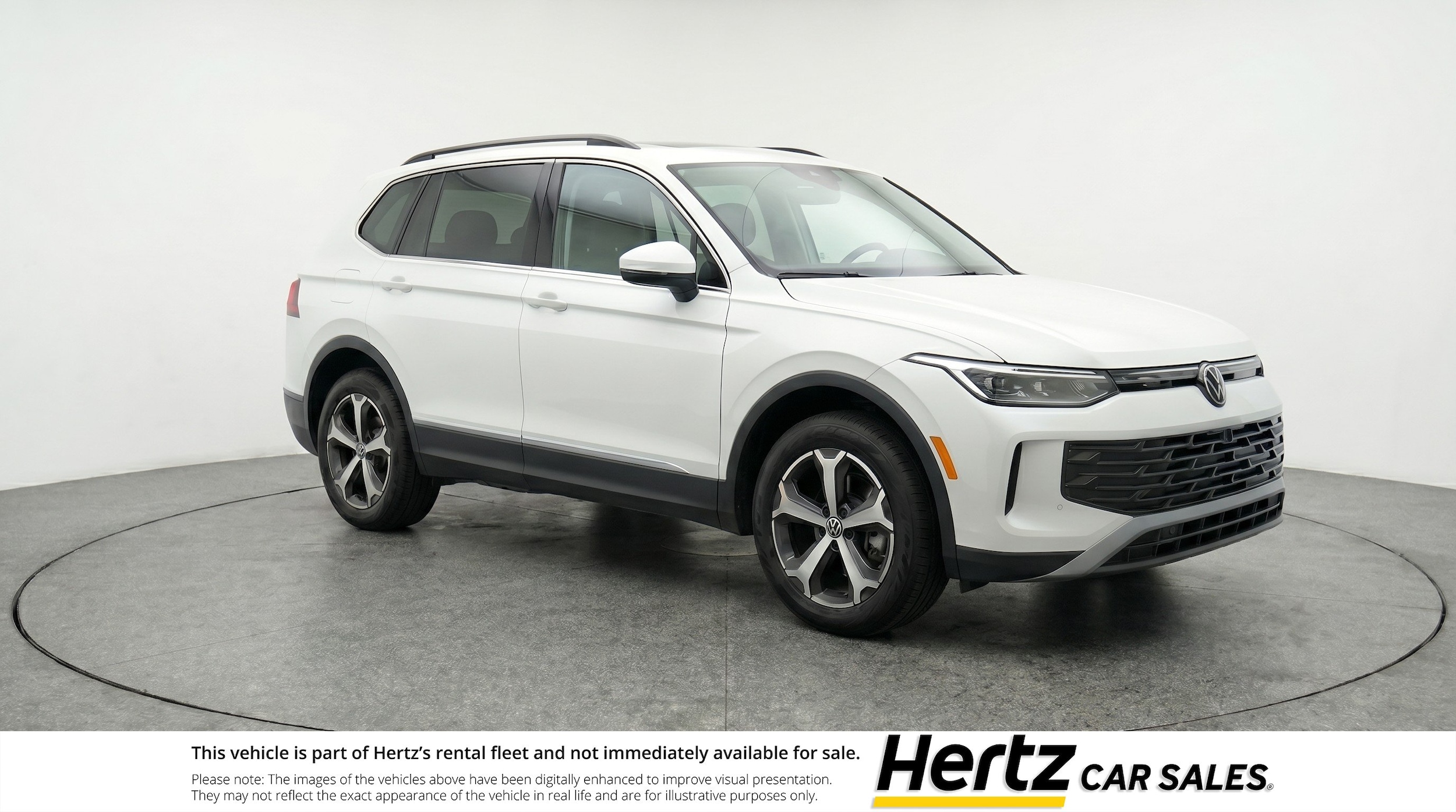 Thumbnail: 2026 Volkswagen Tiguan - 1
