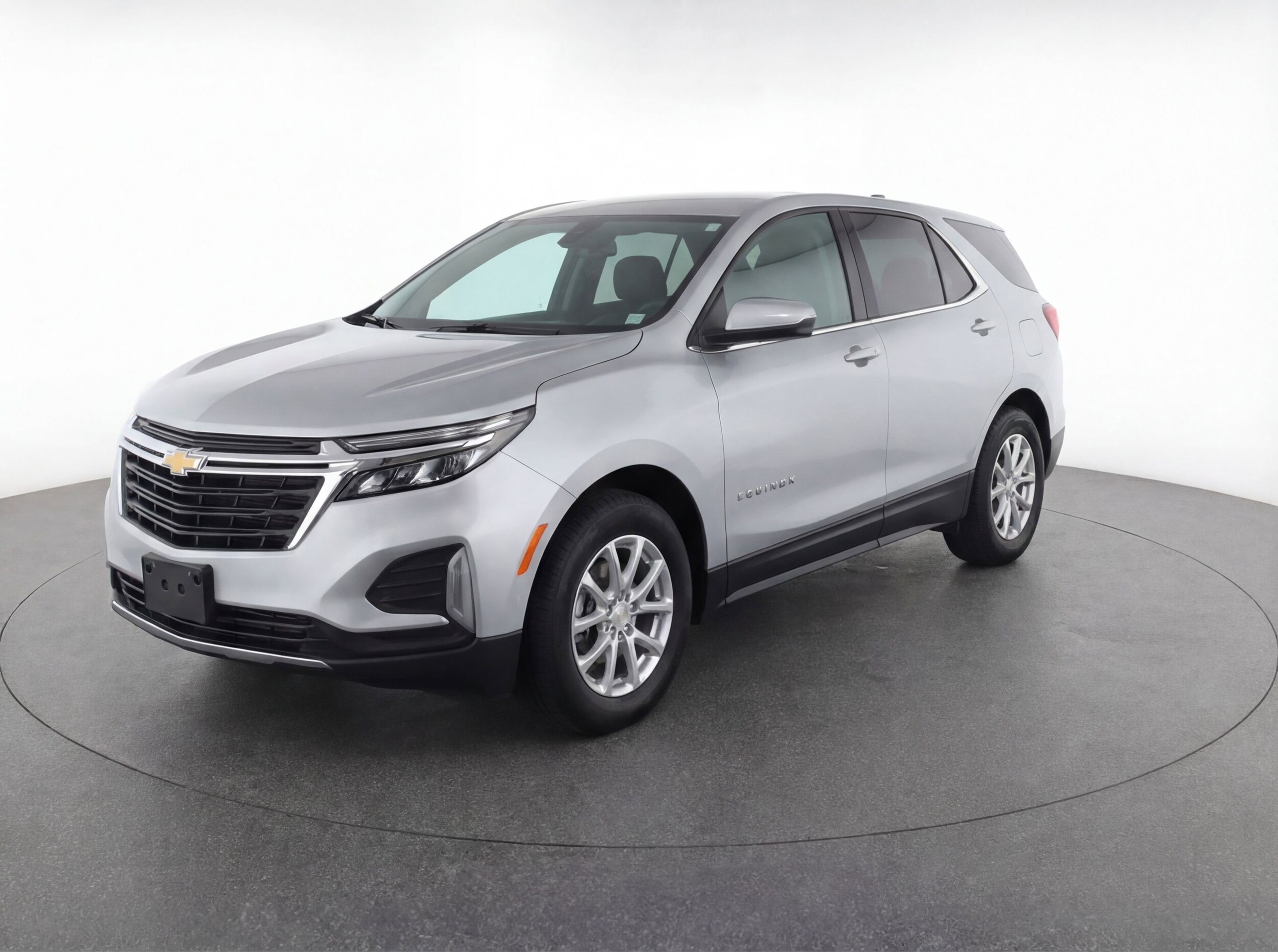 Thumbnail: 2023 Chevrolet Equinox - 3