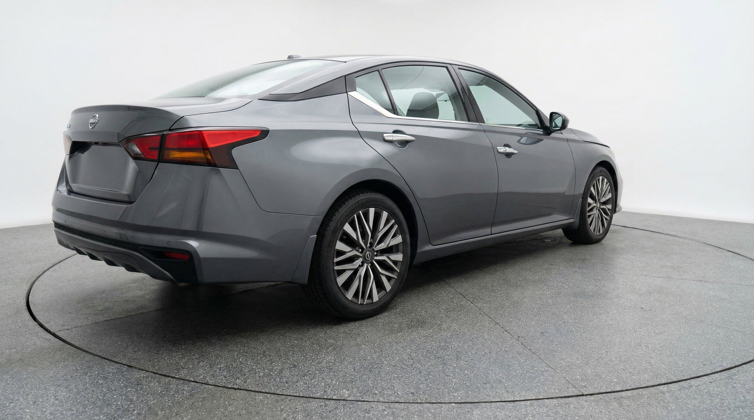 Thumbnail: 2025 Nissan Altima - 9