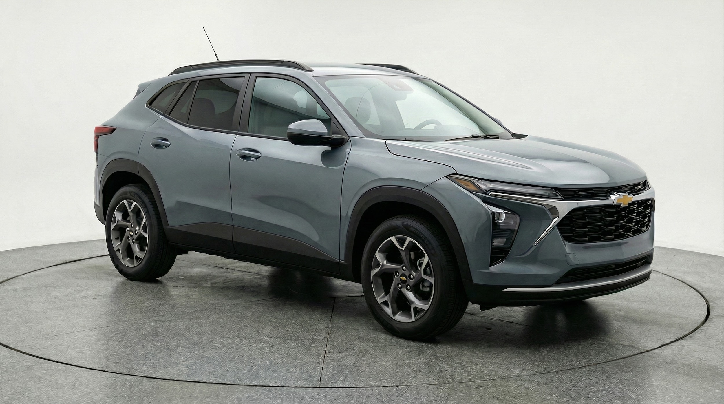 Thumbnail: 2025 Chevrolet Trax - 1