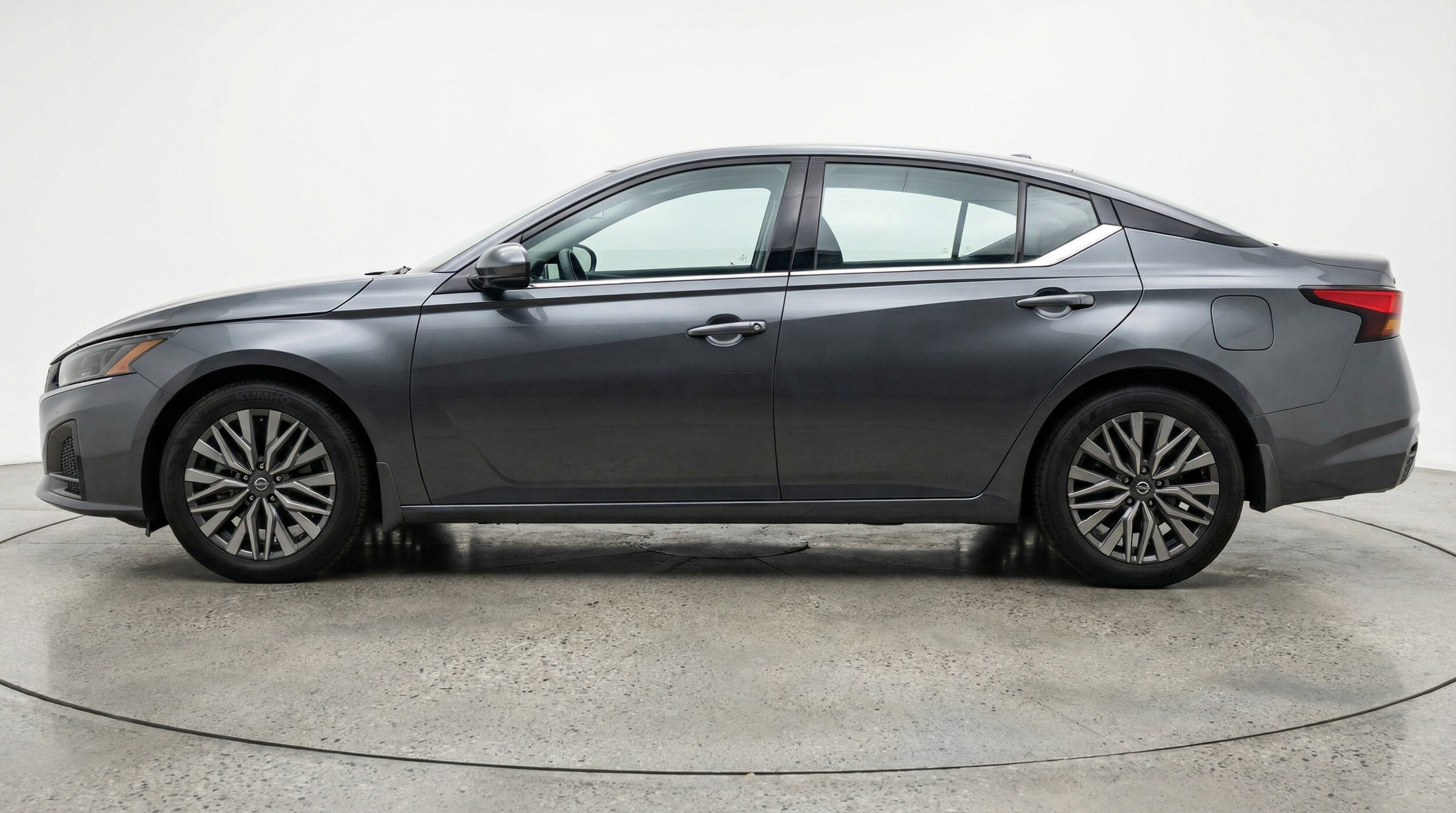 Thumbnail: 2025 Nissan Altima - 4