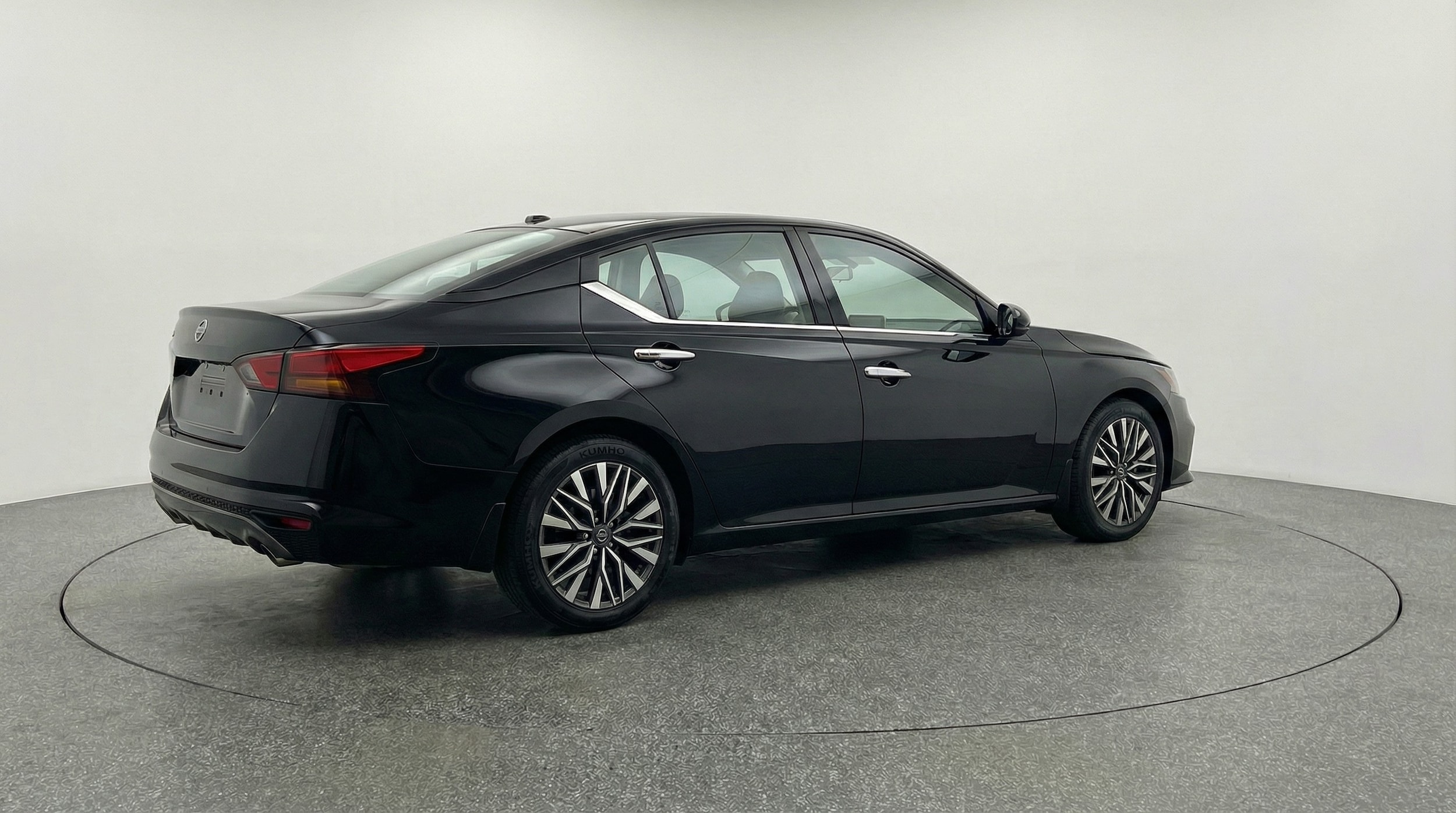 Thumbnail: 2025 Nissan Altima - 7