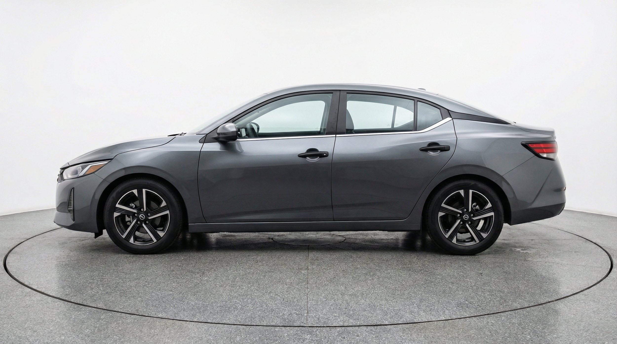 Thumbnail: 2025 Nissan Sentra - 5