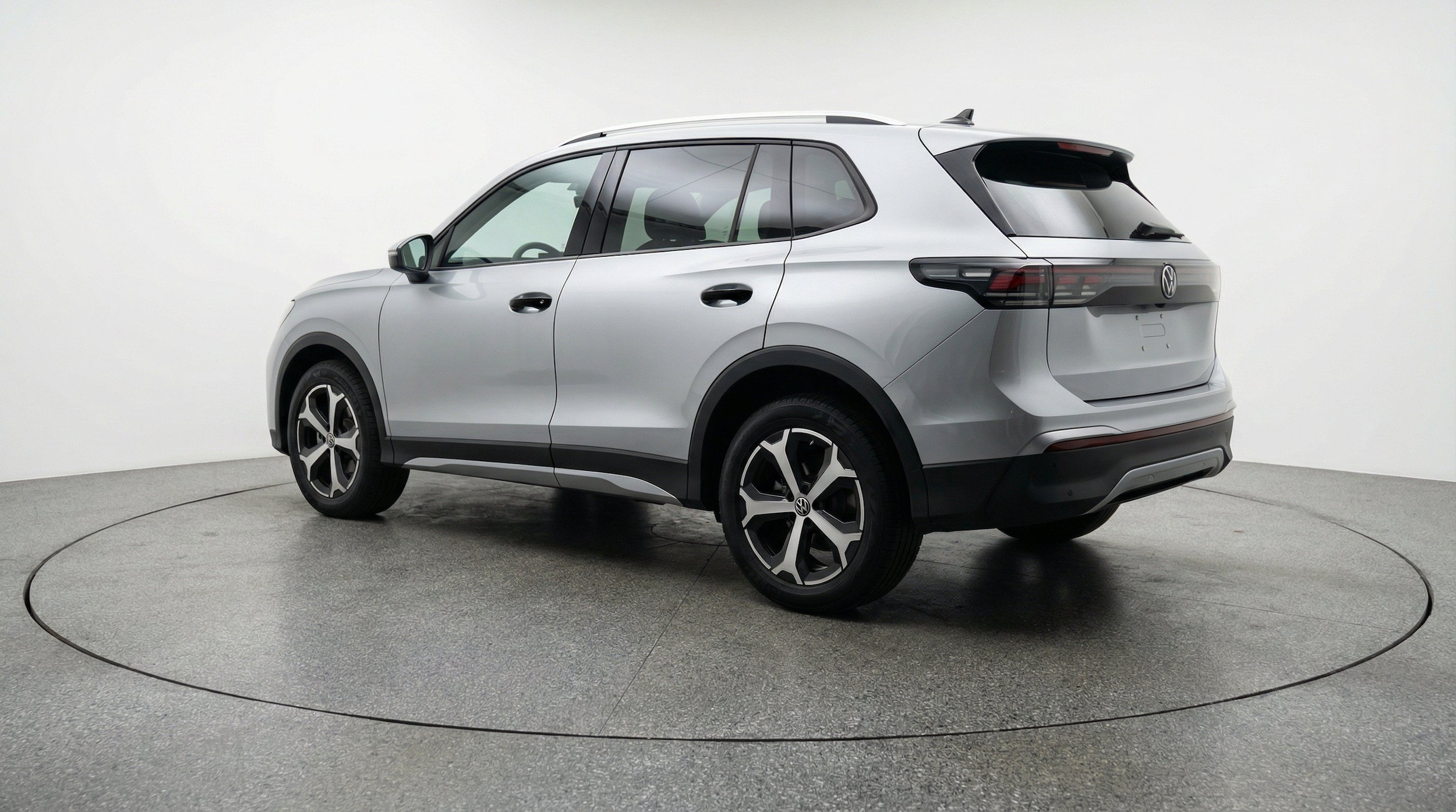 Thumbnail: 2026 Volkswagen Tiguan - 6