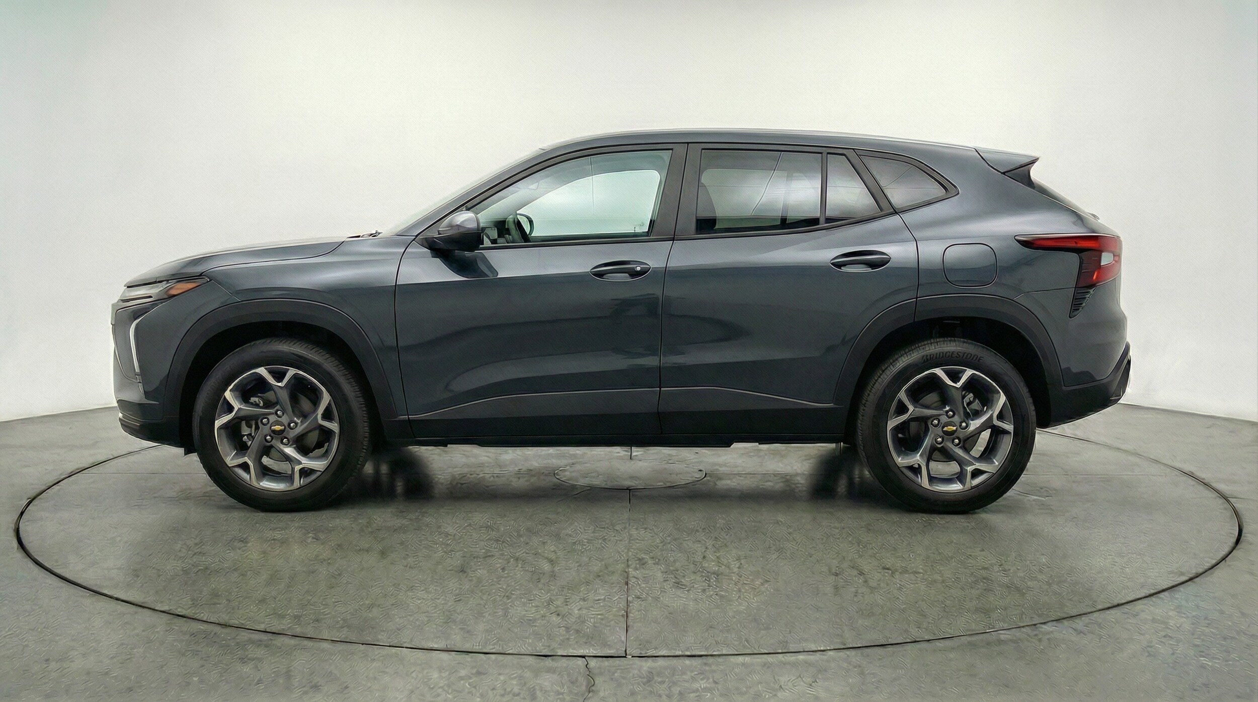 Thumbnail: 2025 Chevrolet Trax - 4