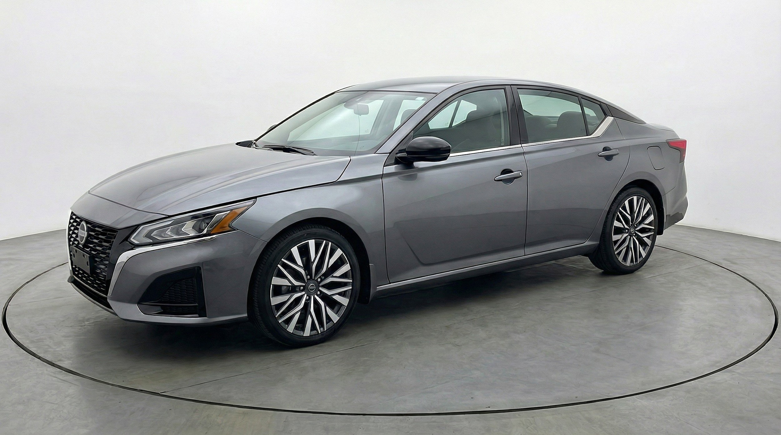 Thumbnail: 2025 Nissan Altima - 3