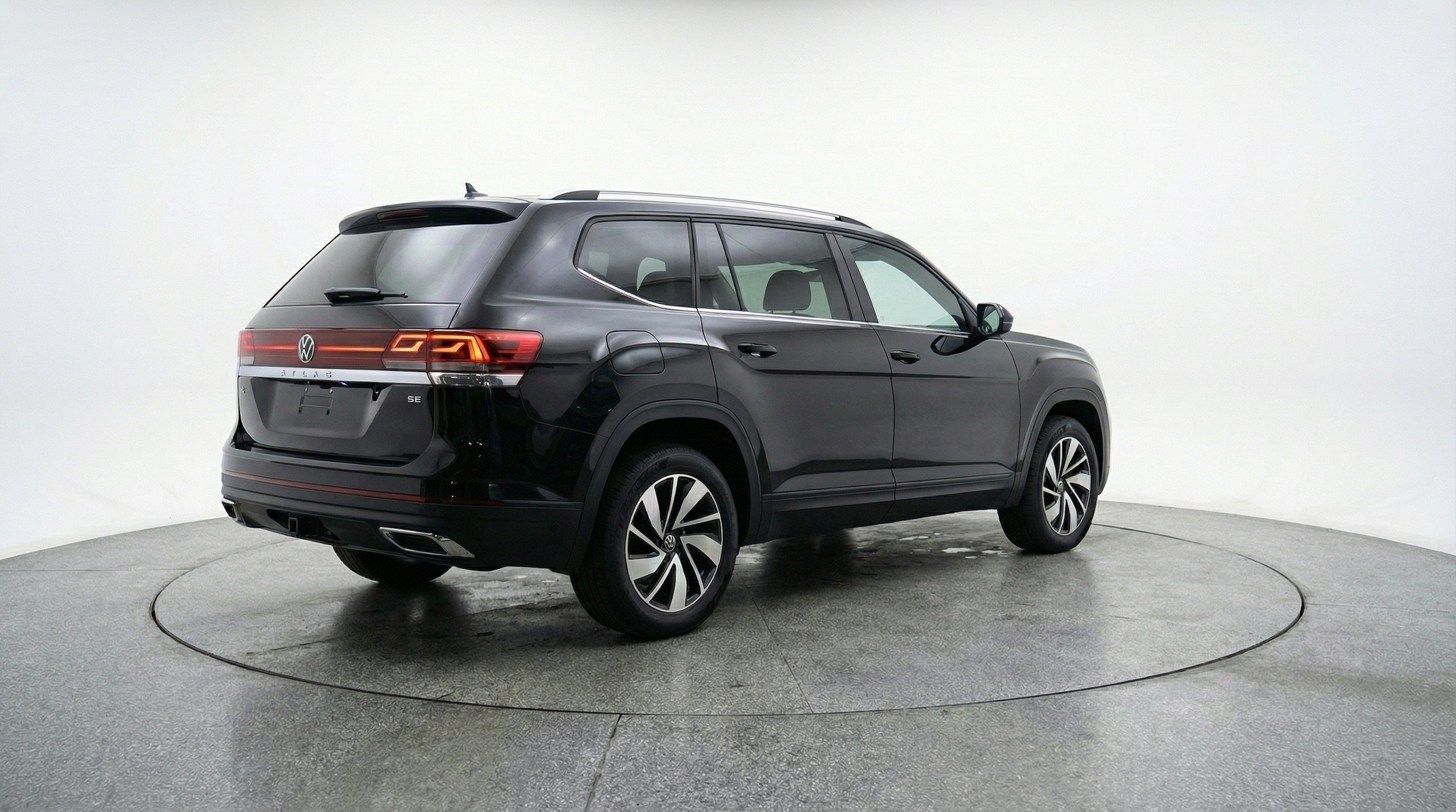 Thumbnail: 2026 Volkswagen Atlas - 9