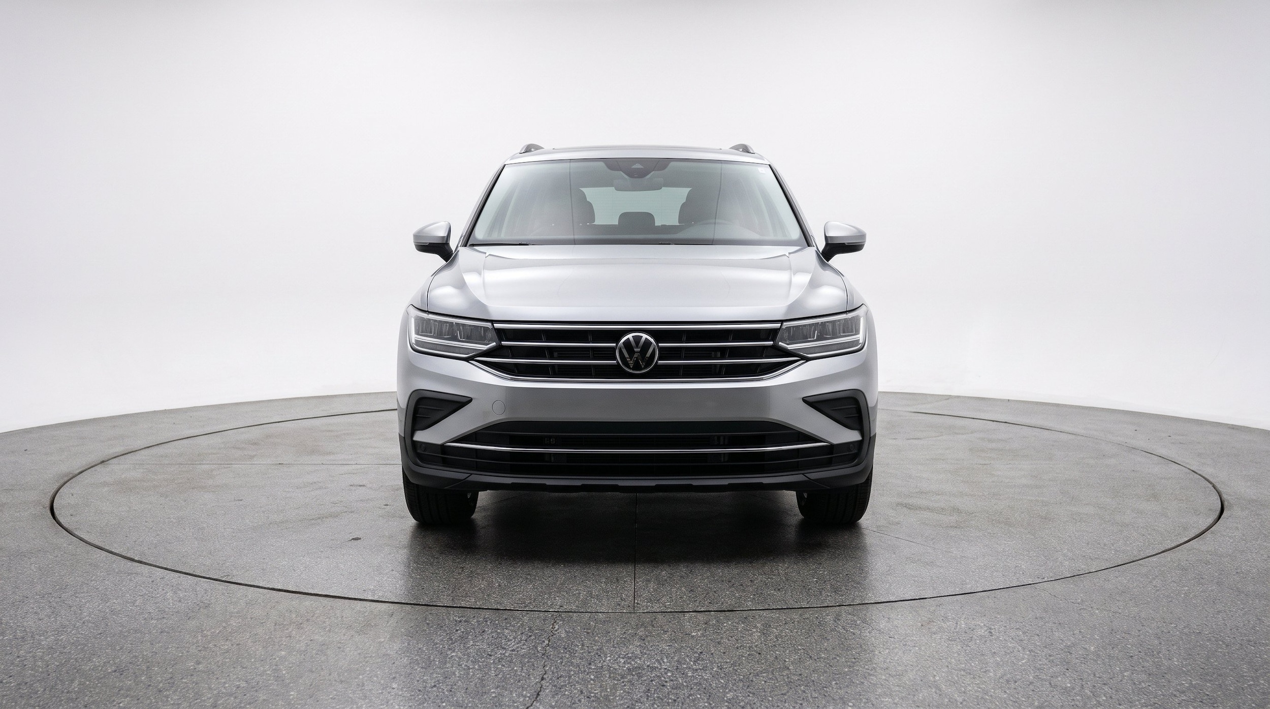 Thumbnail: 2026 Volkswagen Tiguan - 2
