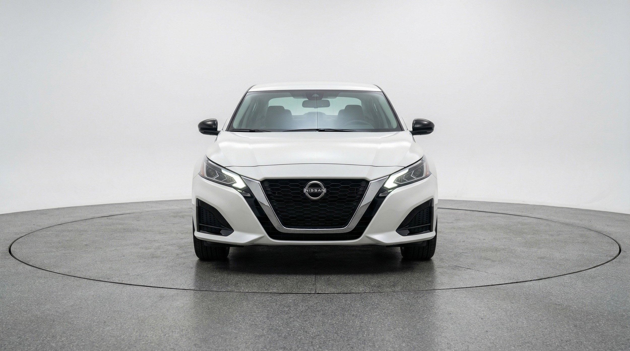 Thumbnail: 2025 Nissan Altima - 2