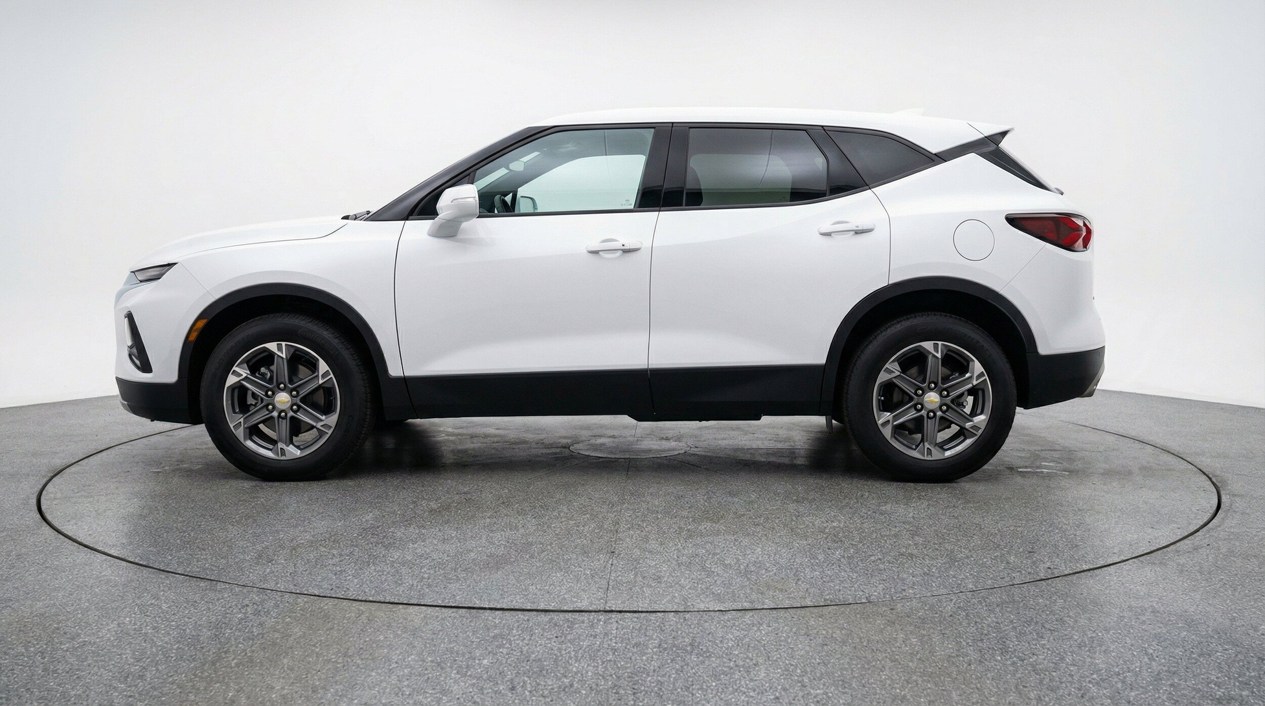 Thumbnail: 2025 Chevrolet Blazer - 5