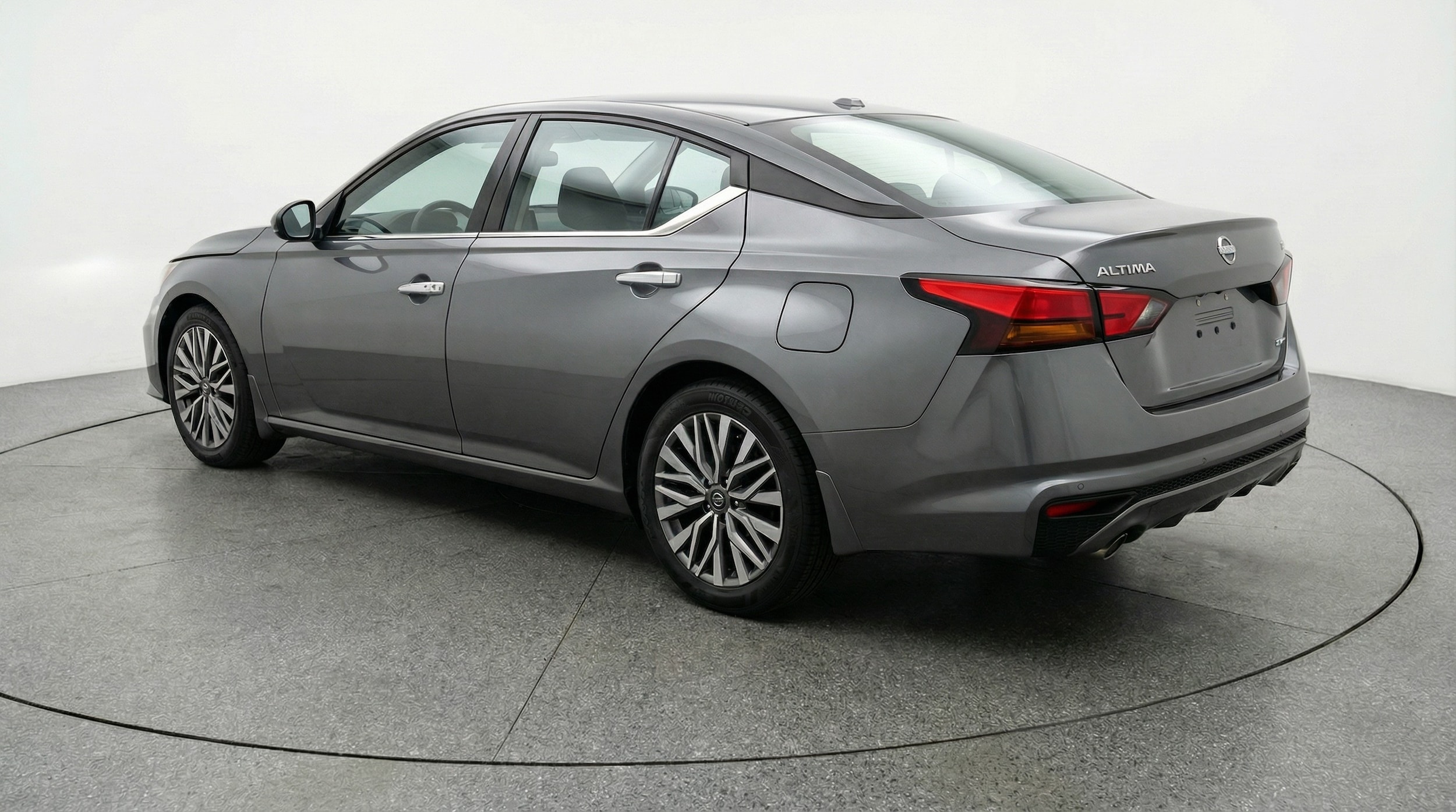 Thumbnail: 2025 Nissan Altima - 5