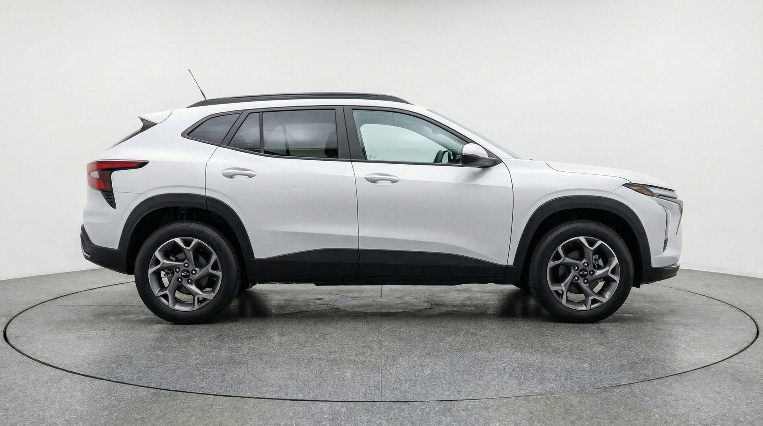 Thumbnail: 2025 Chevrolet Trax - 11