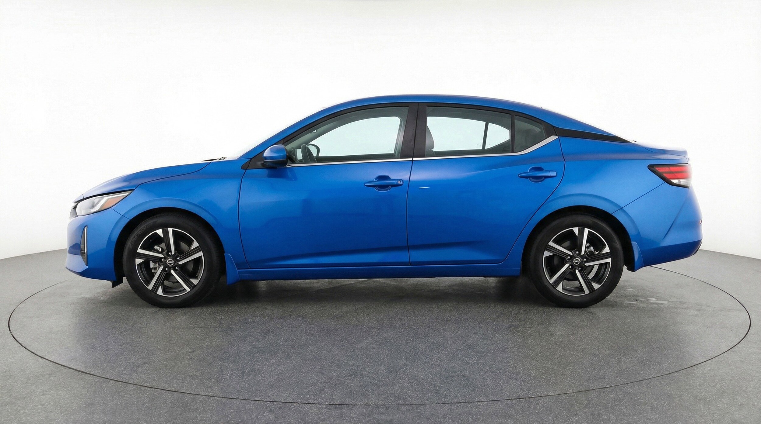 Thumbnail: 2025 Nissan Sentra - 5
