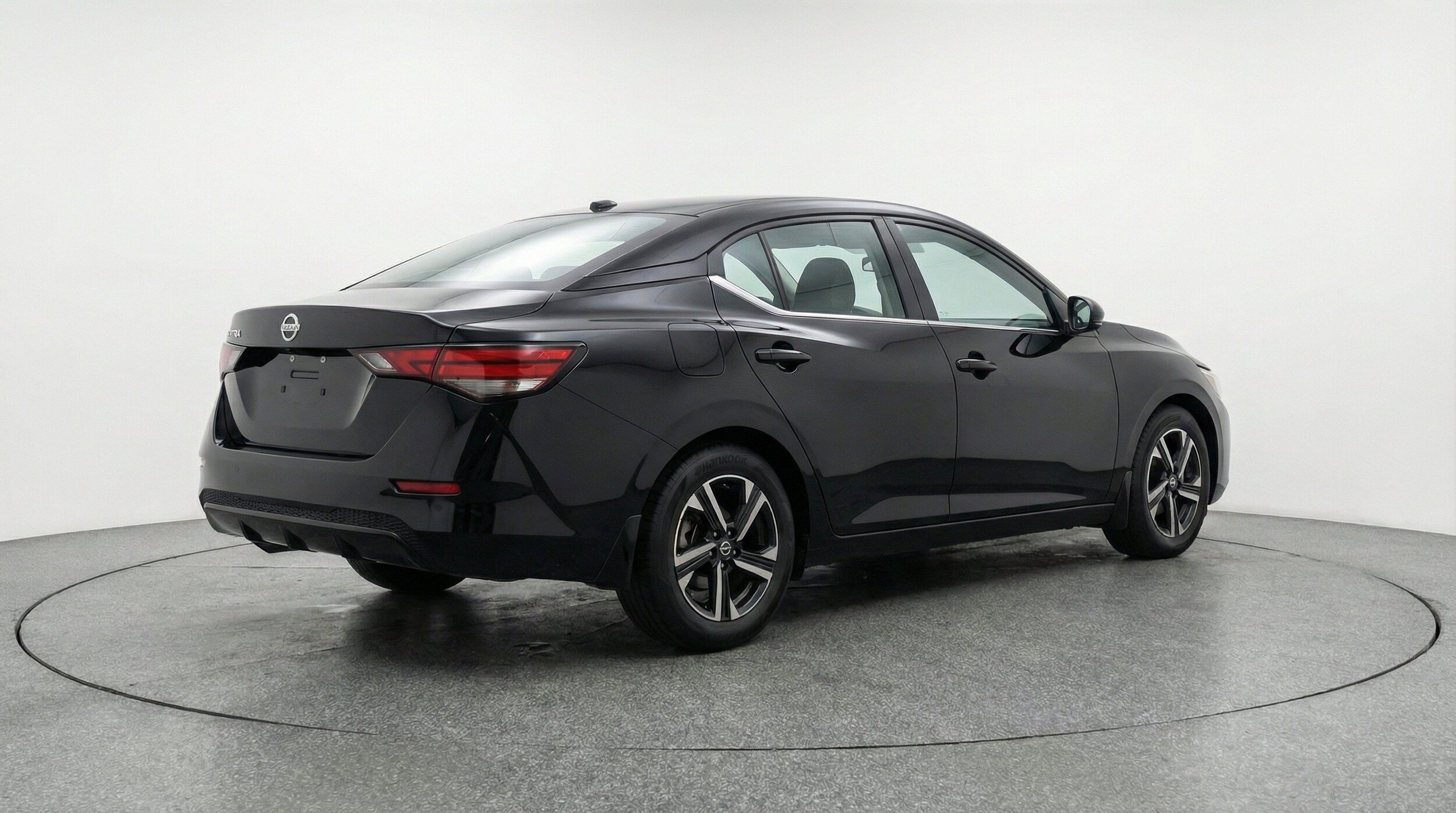Thumbnail: 2025 Nissan Sentra - 9
