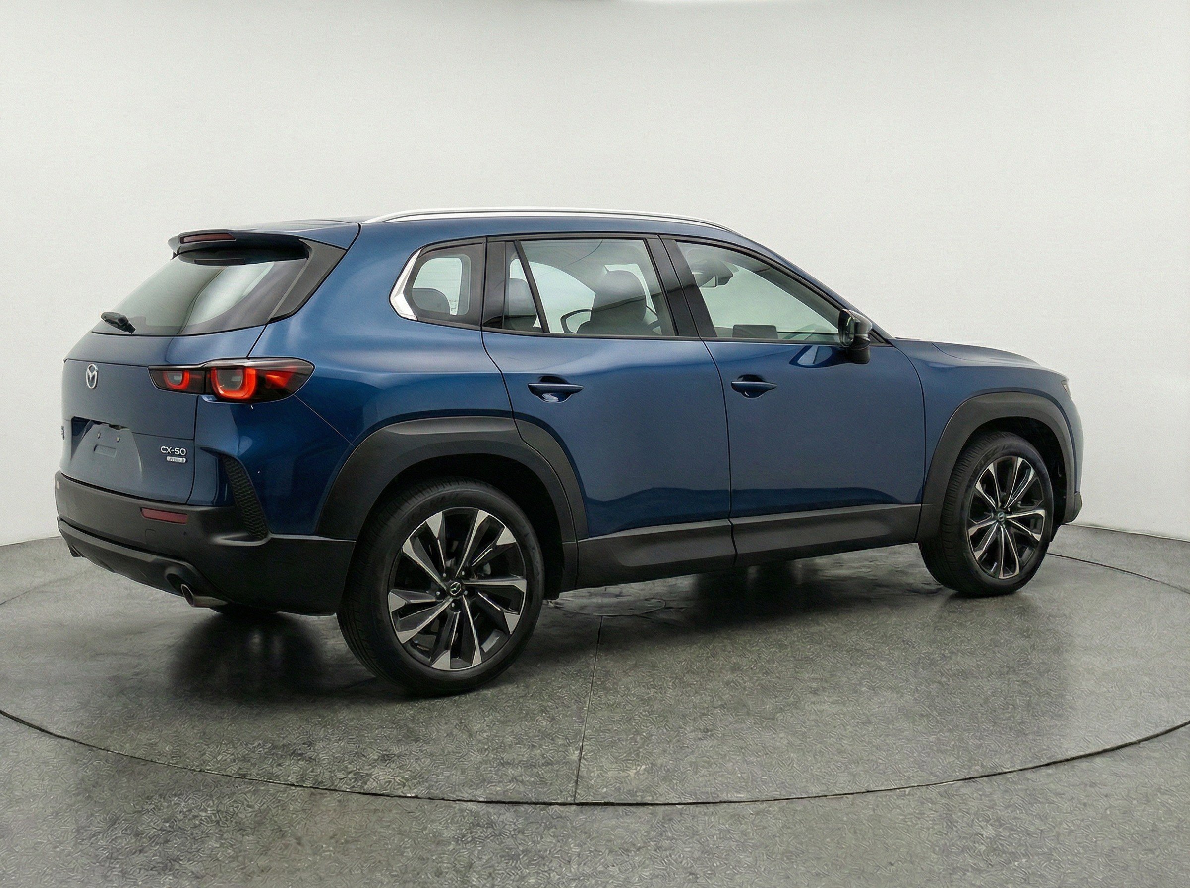 Thumbnail: 2025 Mazda CX-50 - 9